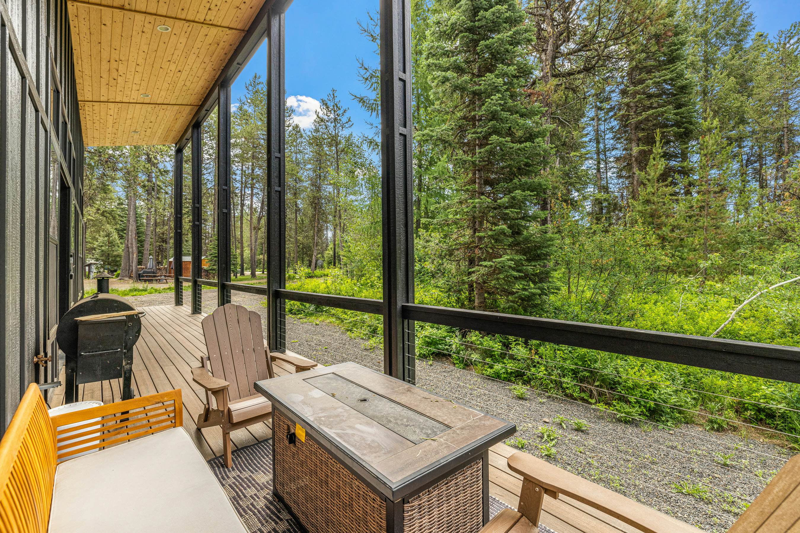 Wagon Wheel Hideaway