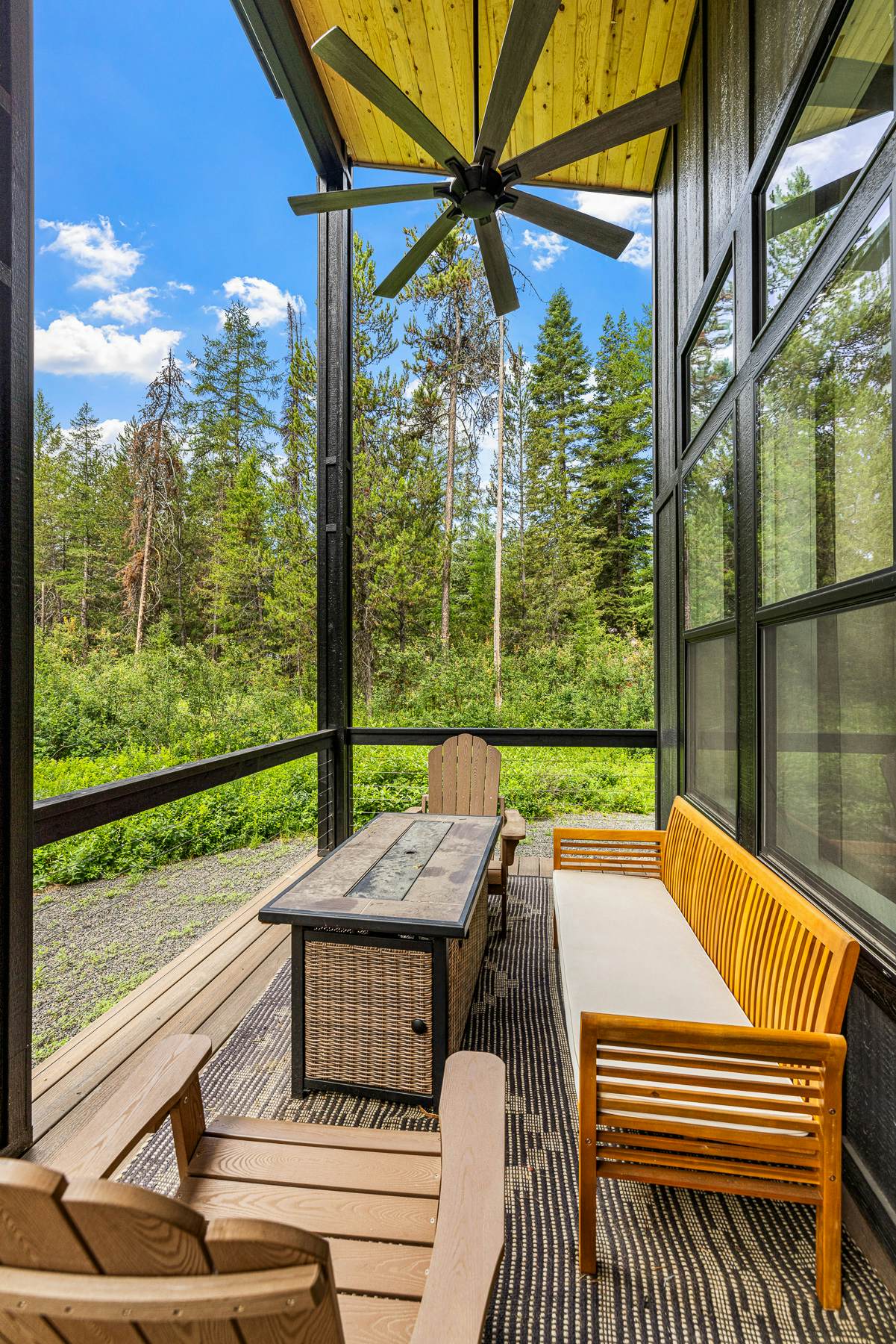 Wagon Wheel Hideaway