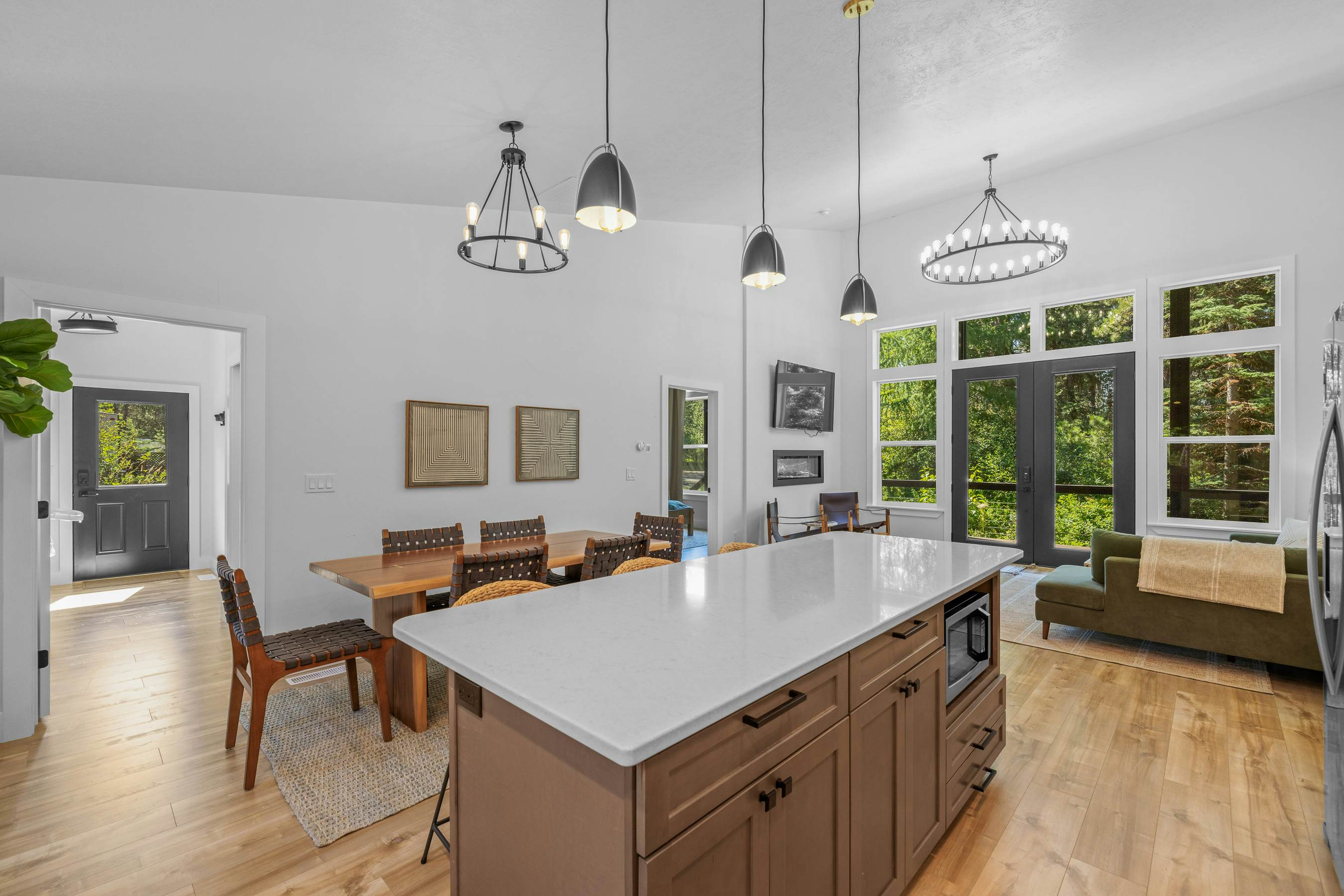 Wagon Wheel Hideaway