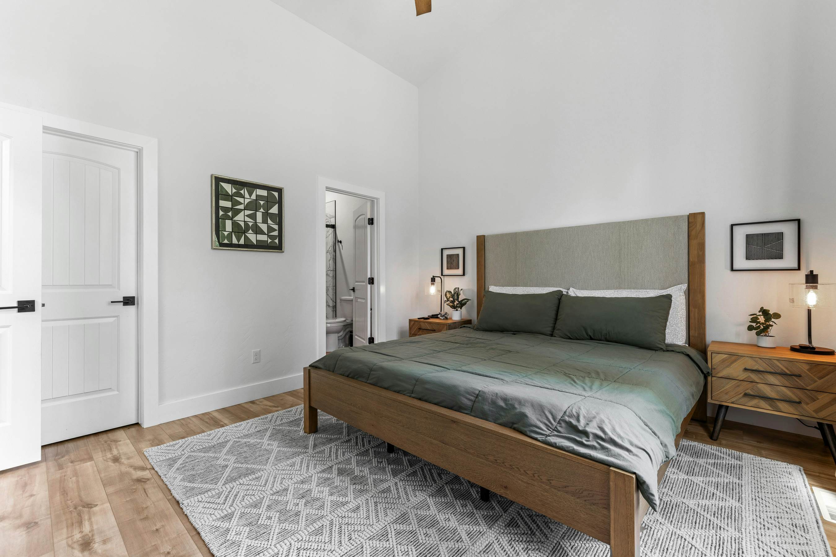 Wagon Wheel Hideaway