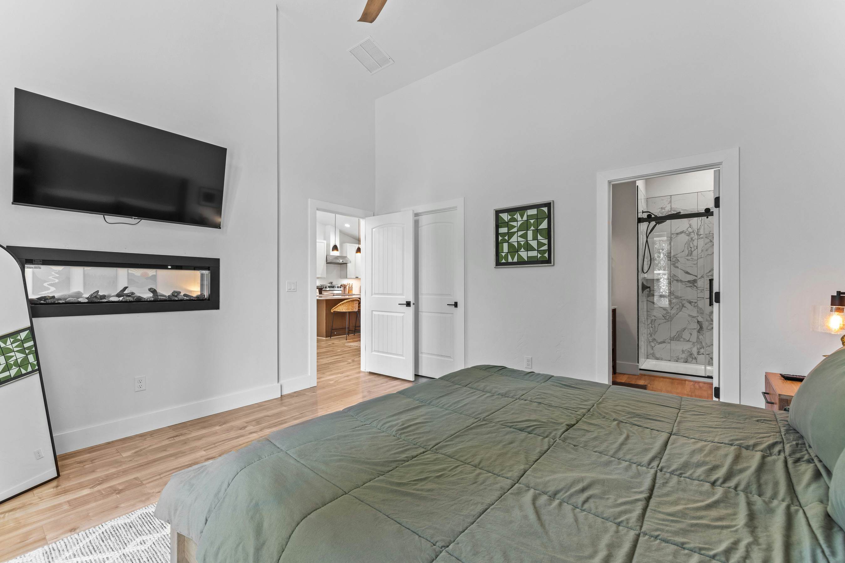 Wagon Wheel Hideaway