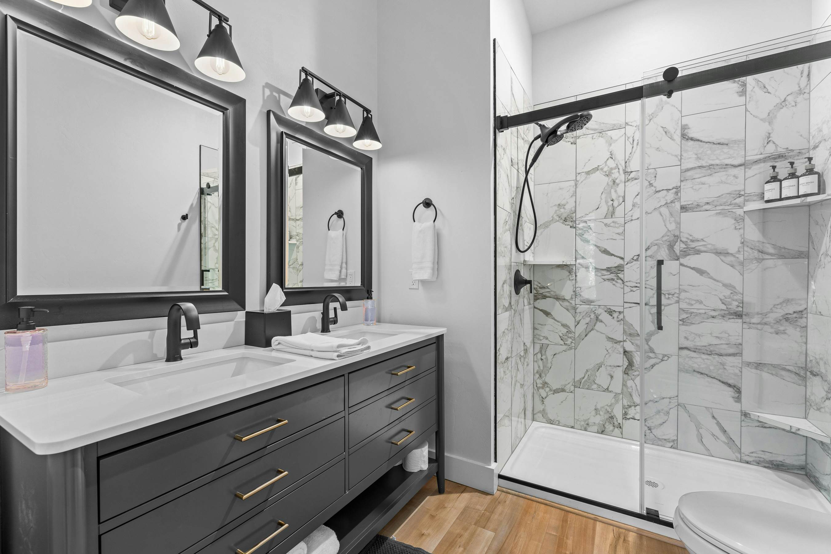 Wagon Wheel Hideaway