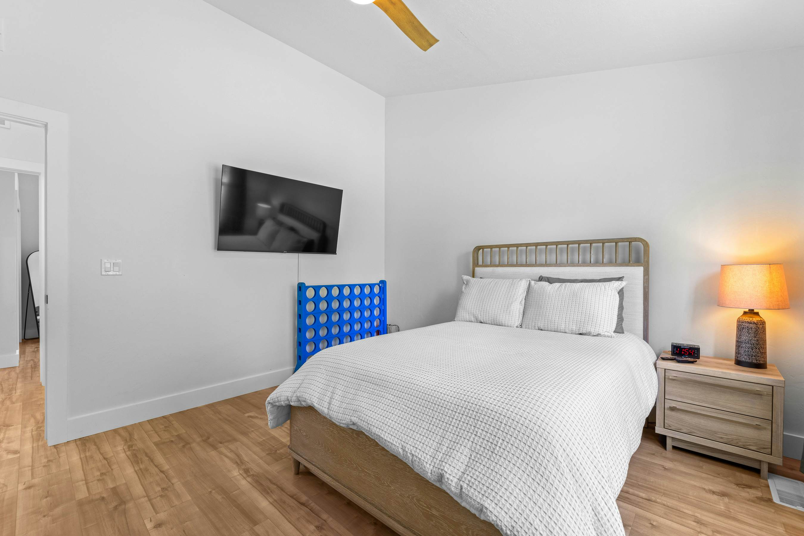 Wagon Wheel Hideaway