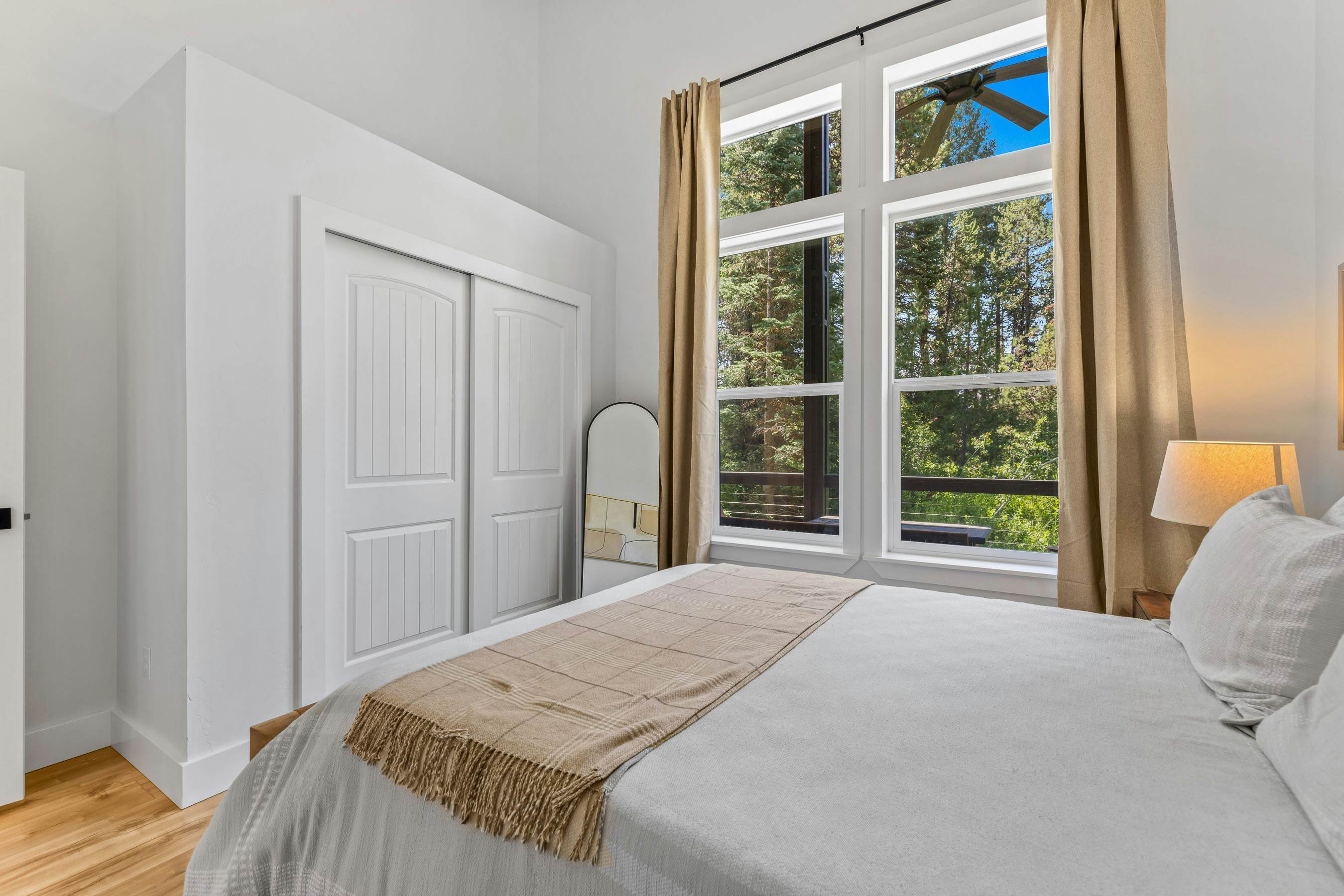 Wagon Wheel Hideaway