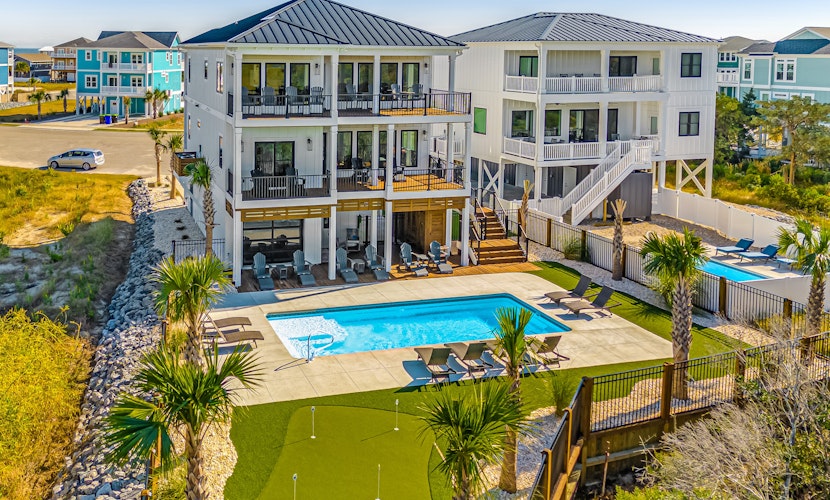 Beautiful home on the Intercoastal Waterway with an ocean view, private pool