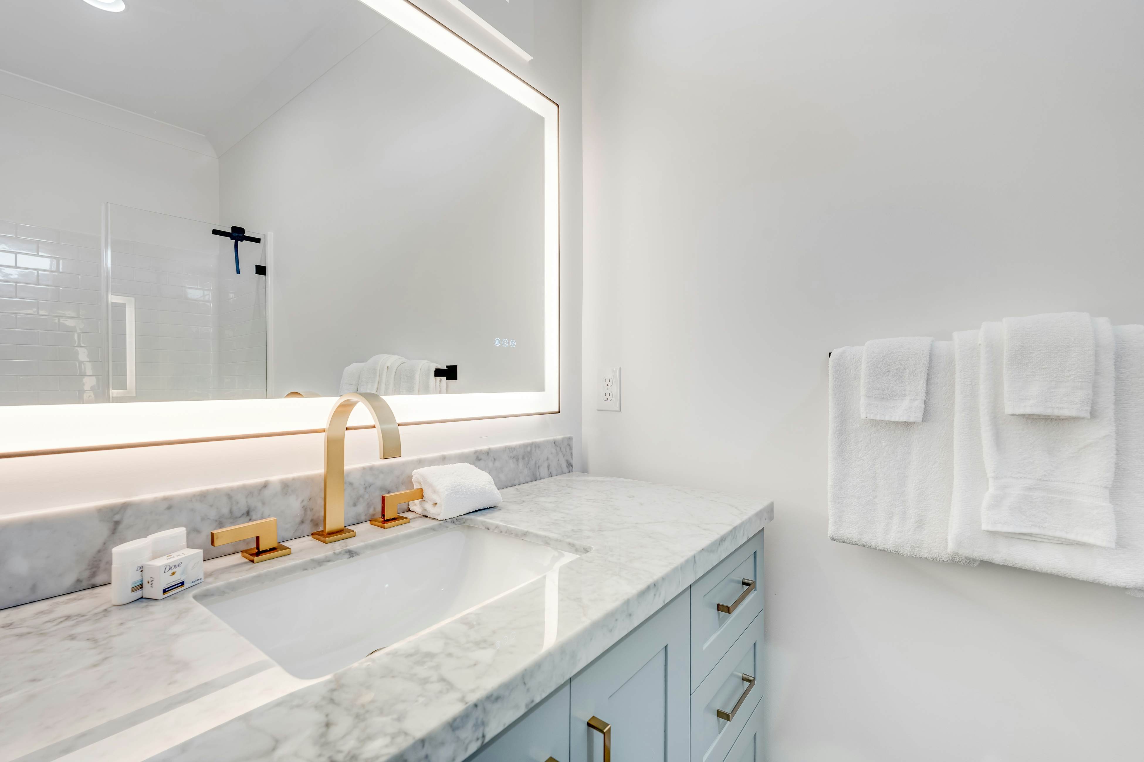 OIB53 Playin' Hooky Too!!