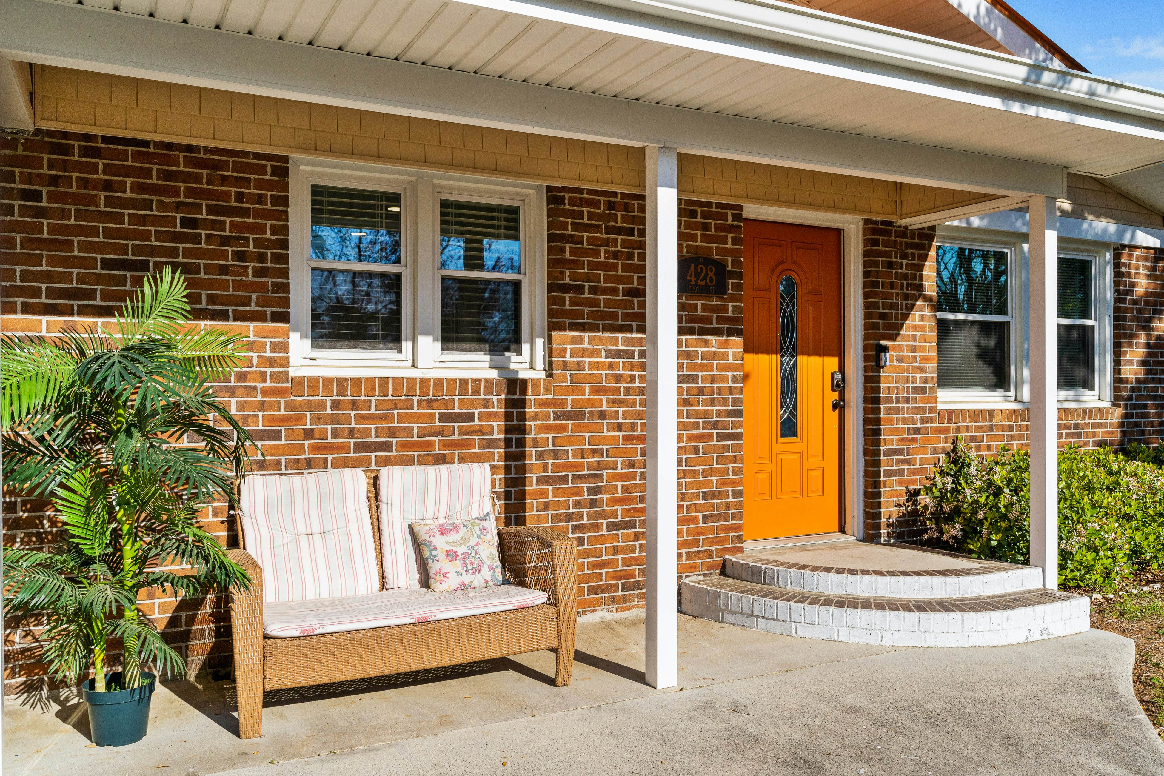 OAI14 The Coco Cottage