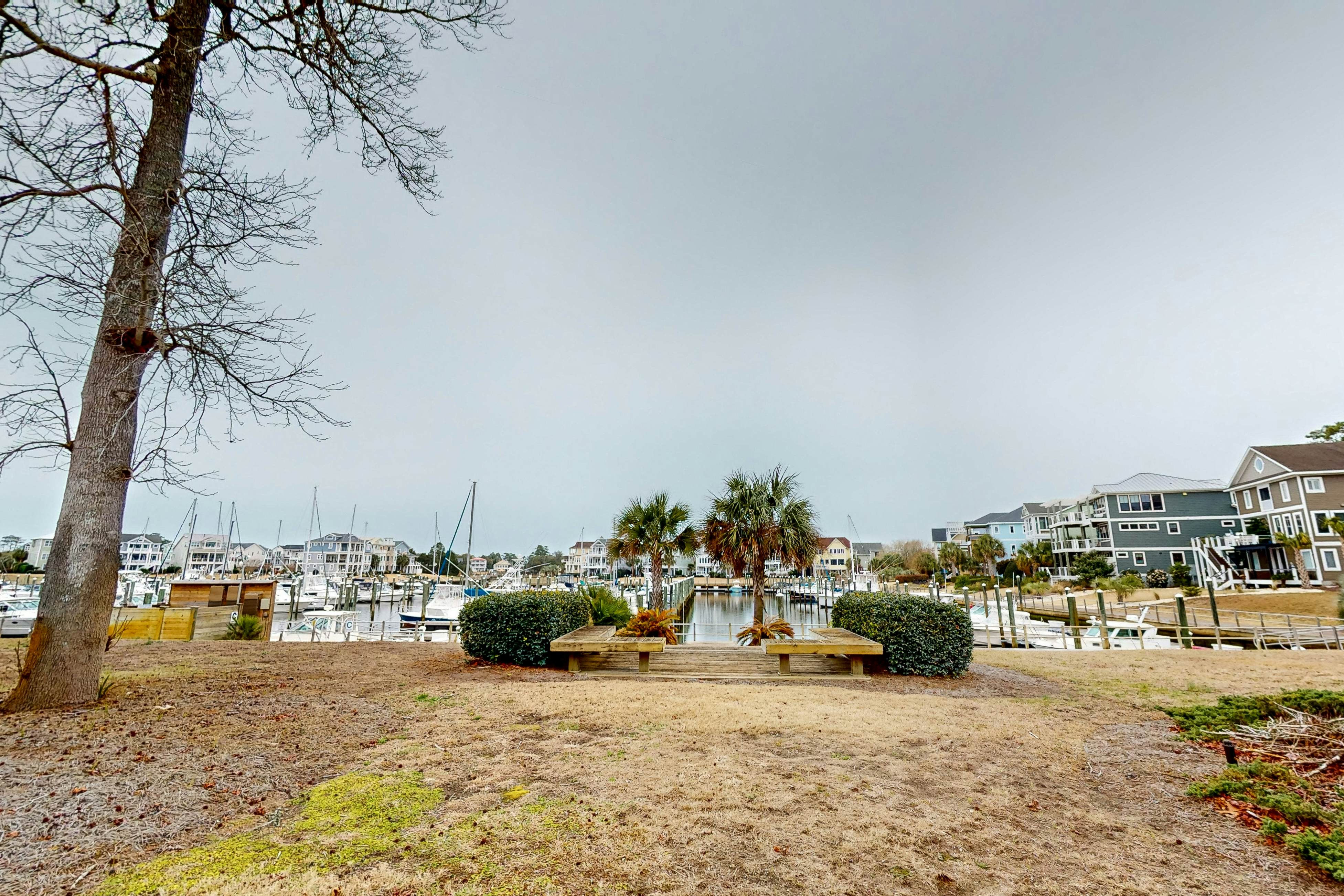 STJ16A Mystic Marina, 204A