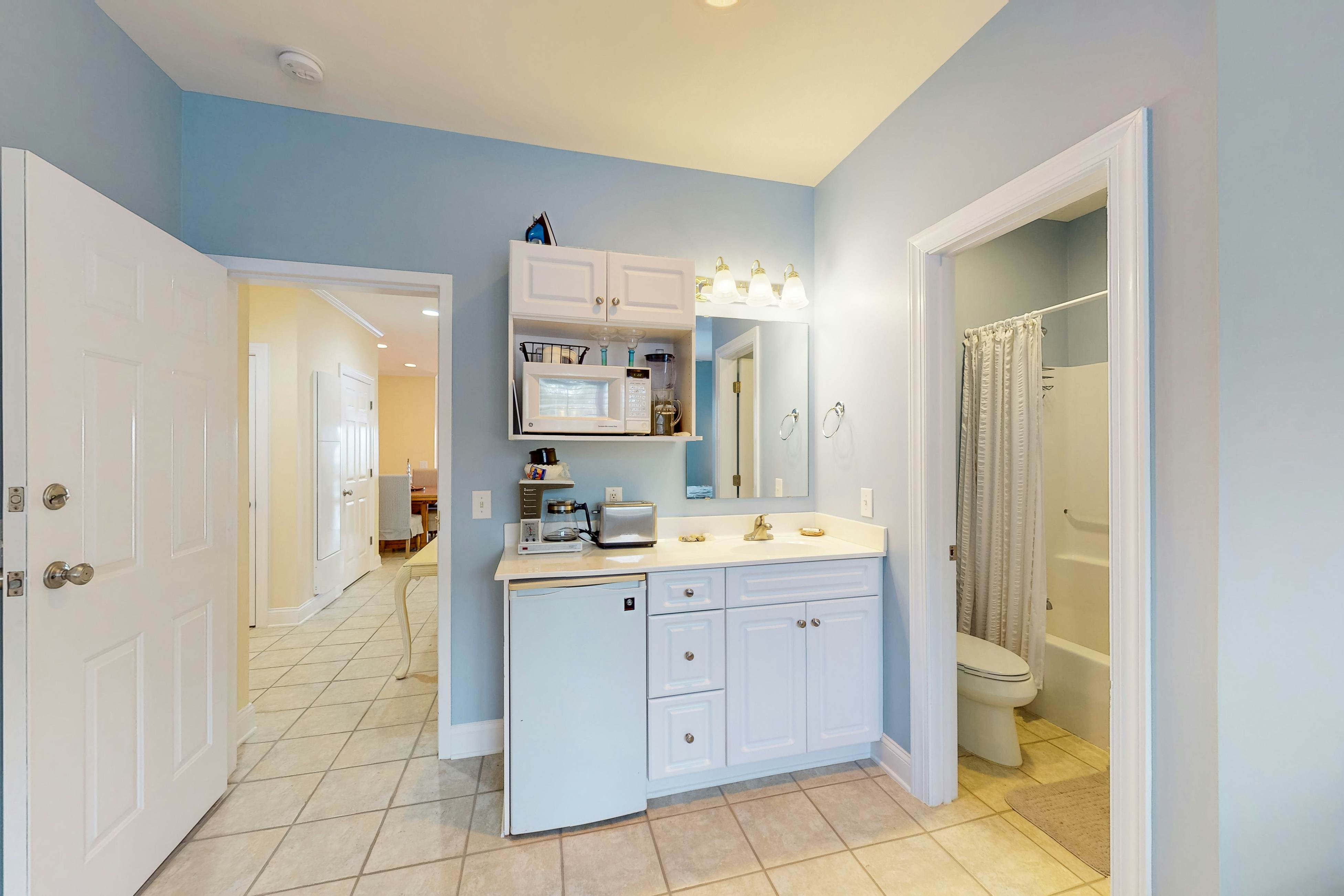 STJ16A Mystic Marina, 204A