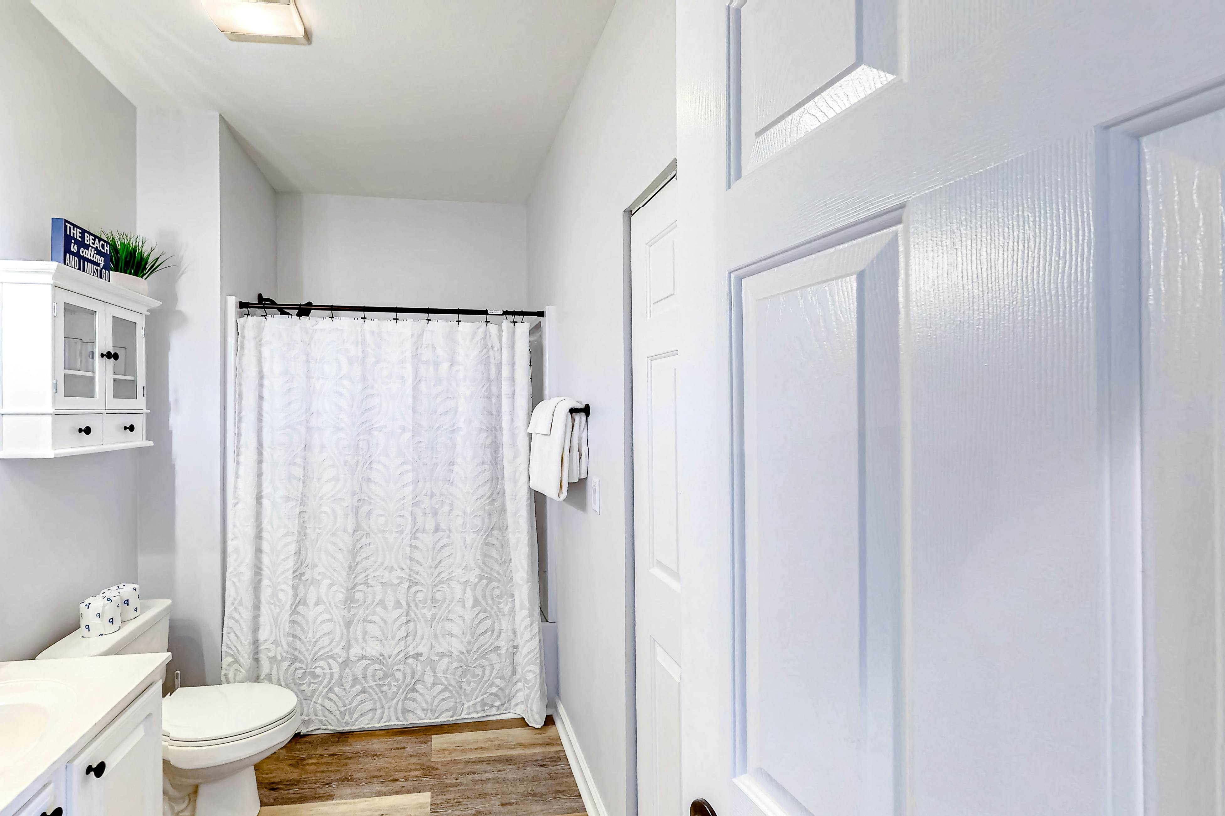 SB40  Family Tides - Sandpiper Bay