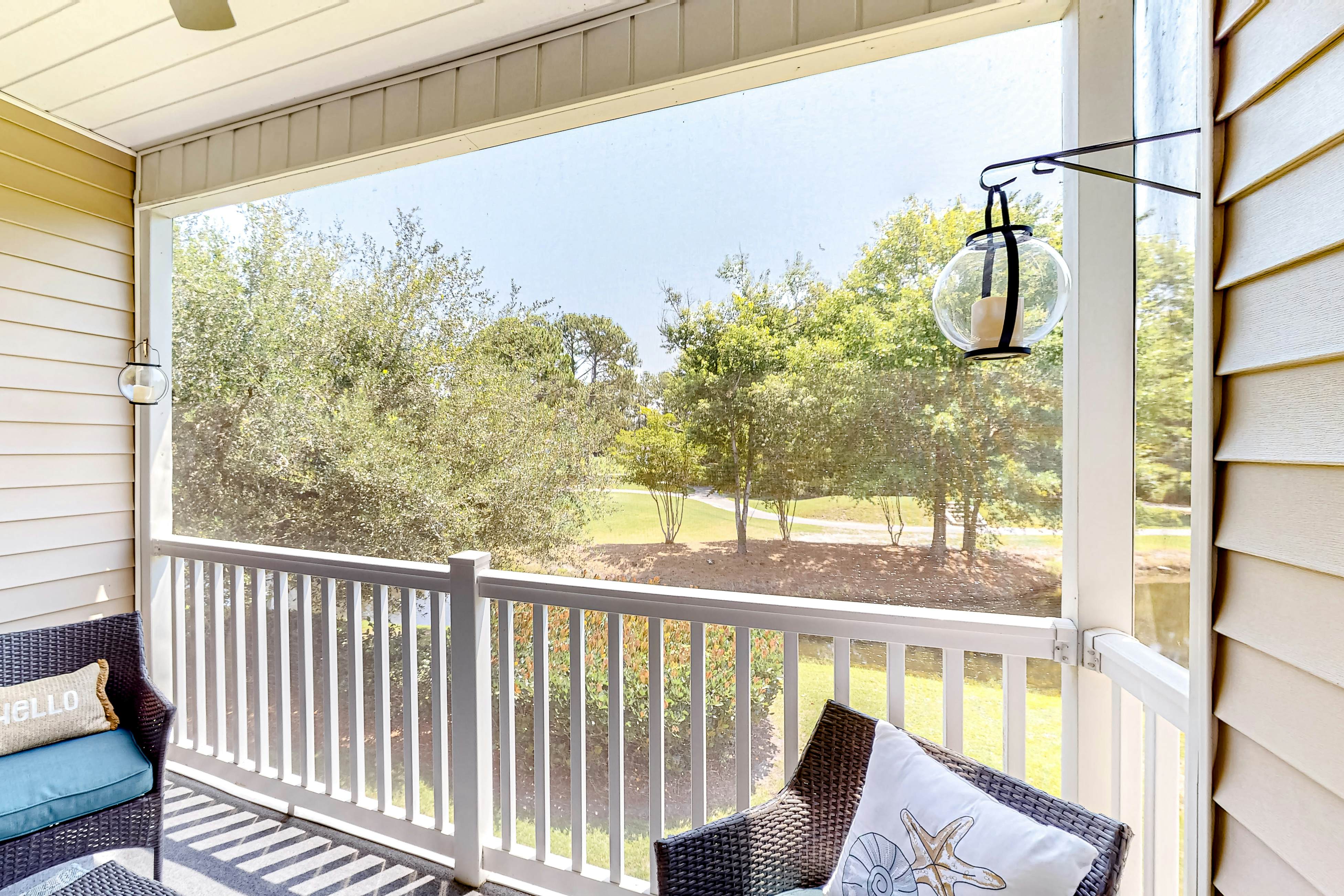 SB40  Family Tides - Sandpiper Bay