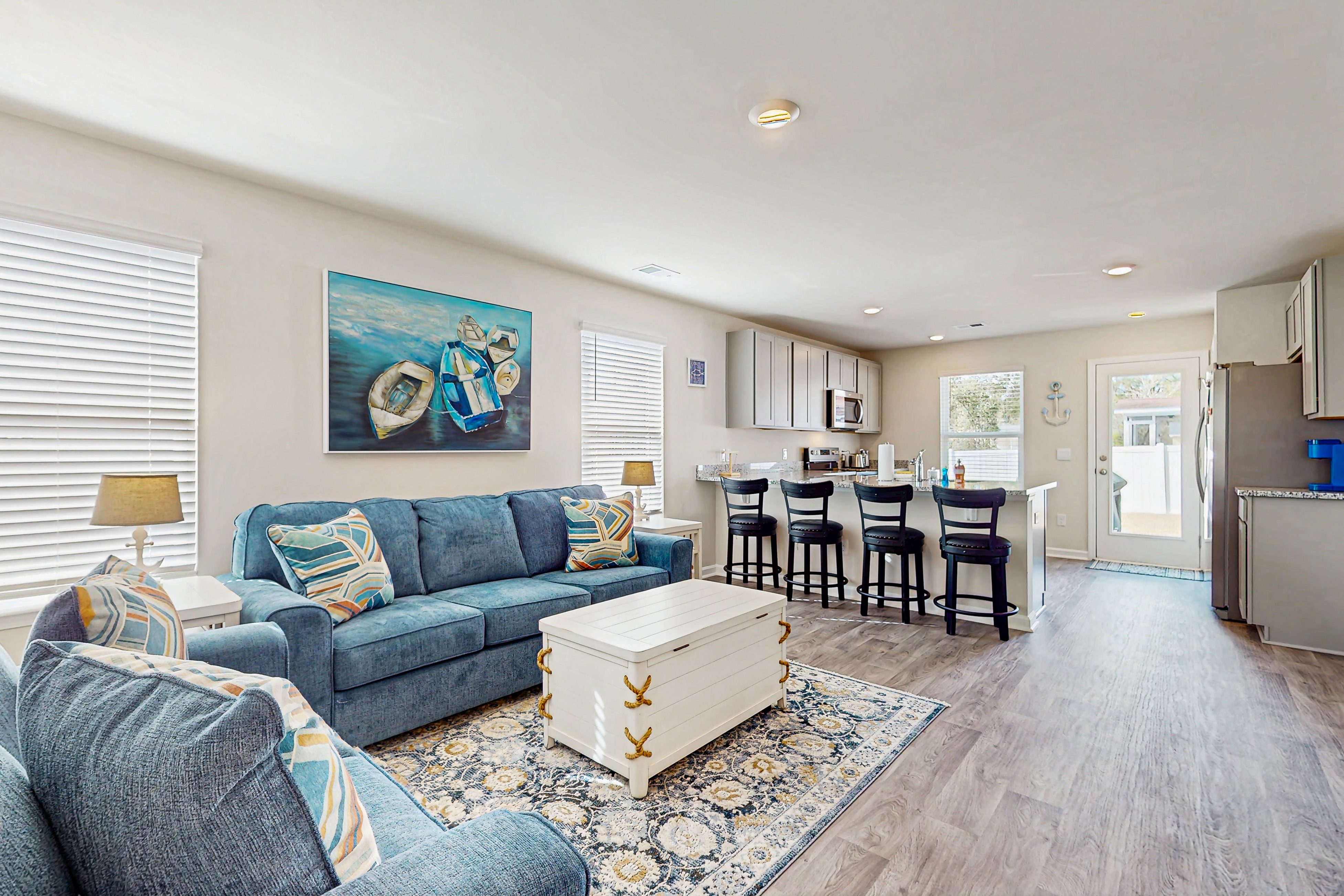 Coastal home near golf courses and close to beach attractions - central AC & W/D