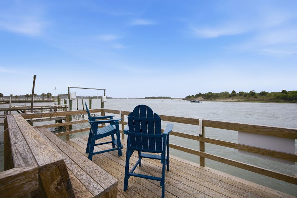 Coastal Cottage: Intracoastal Waterway-view cottage with private deck, & central AC
