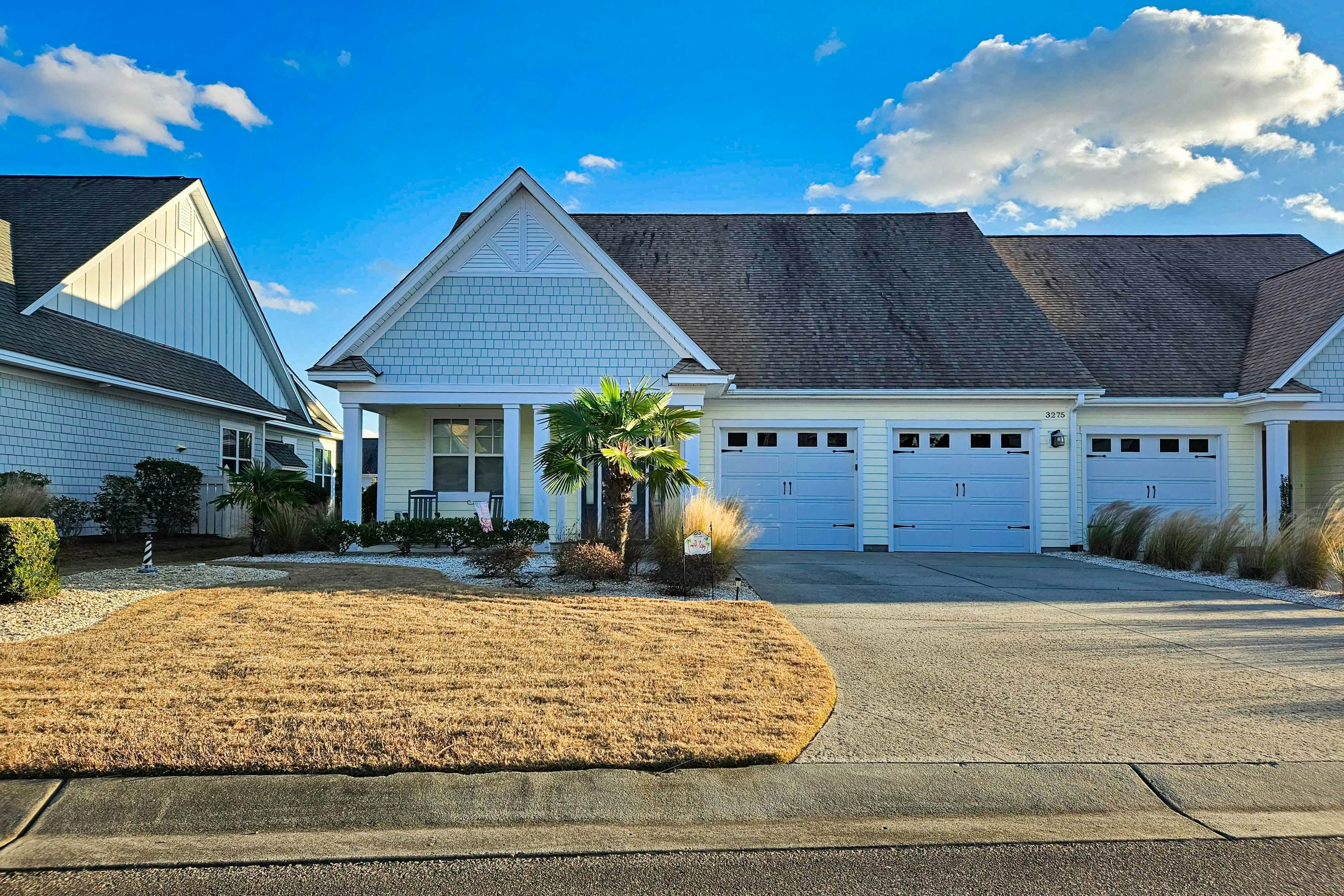 STJ14 Beach Cove Charmer