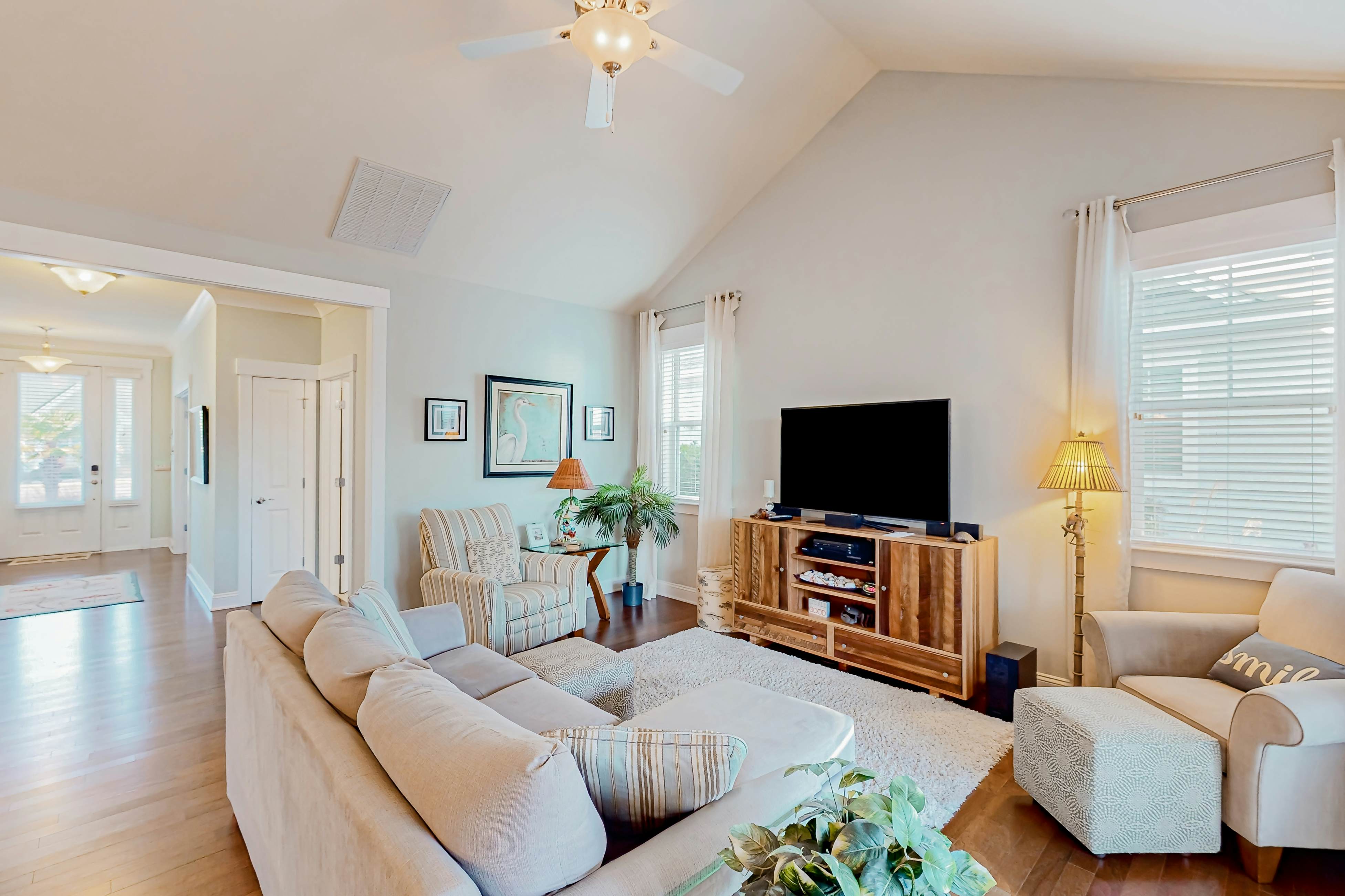 STJ14 Beach Cove Charmer