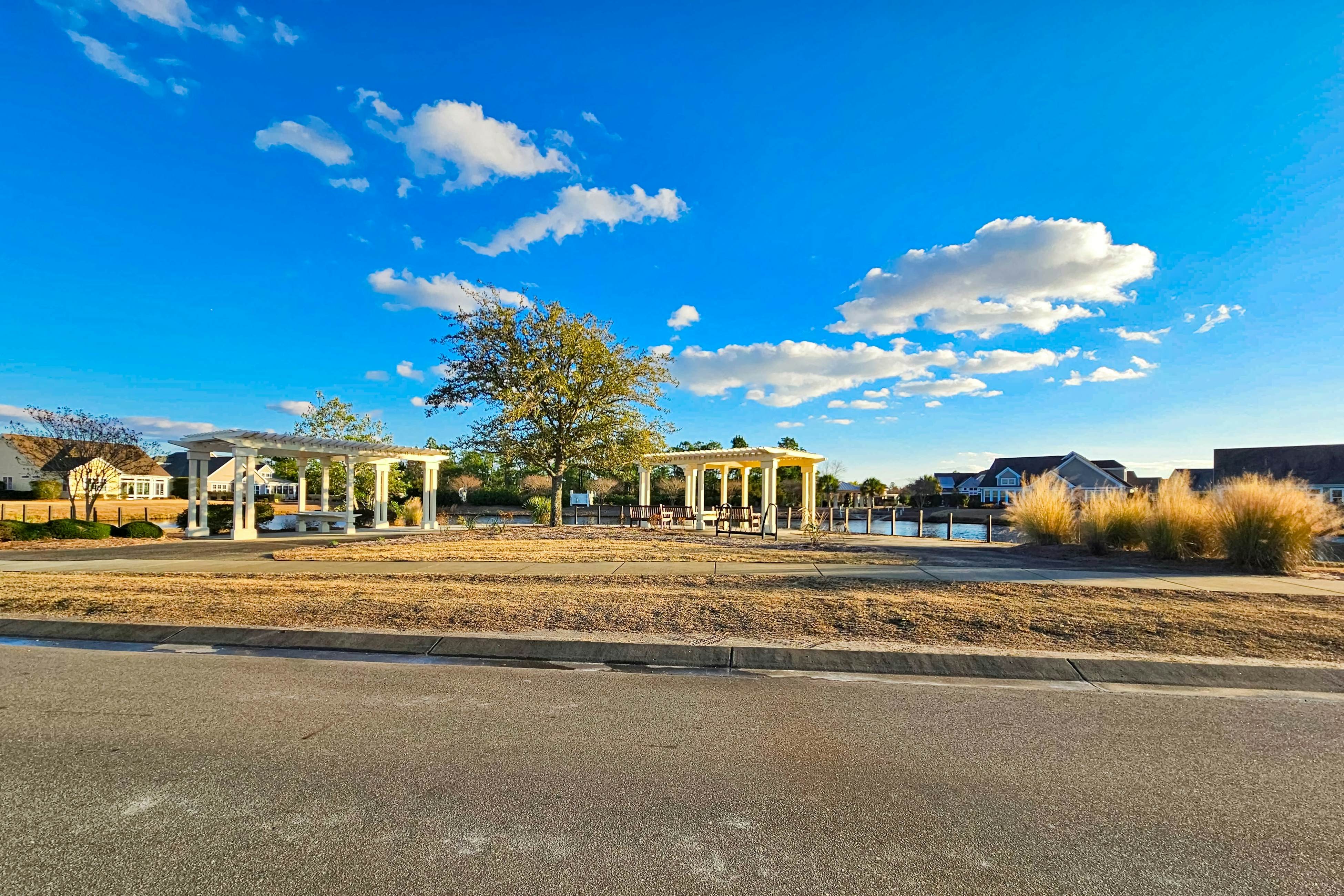 STJ14 Beach Cove Charmer