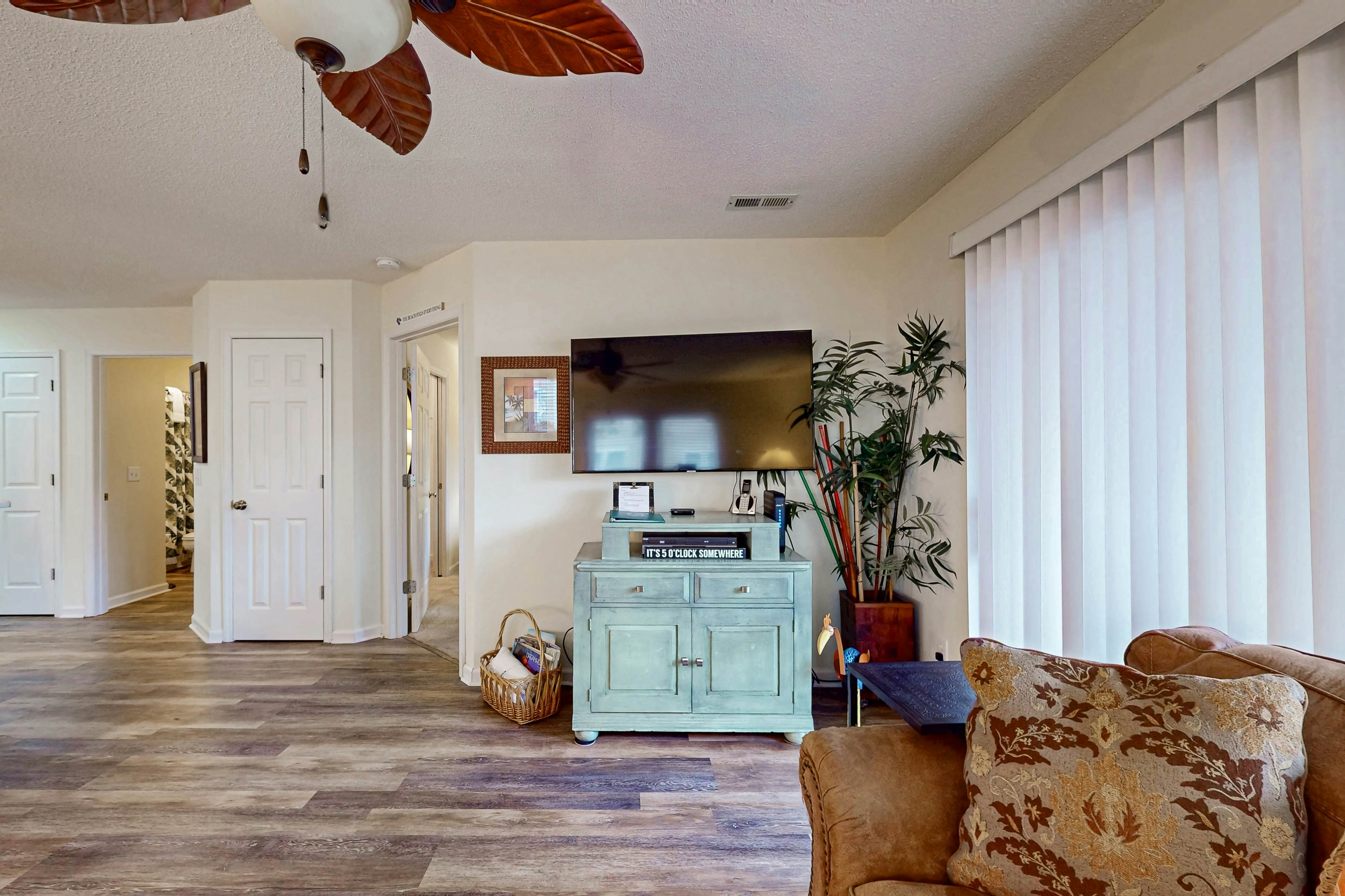 STJ22 Villa On The Green - Full Condo