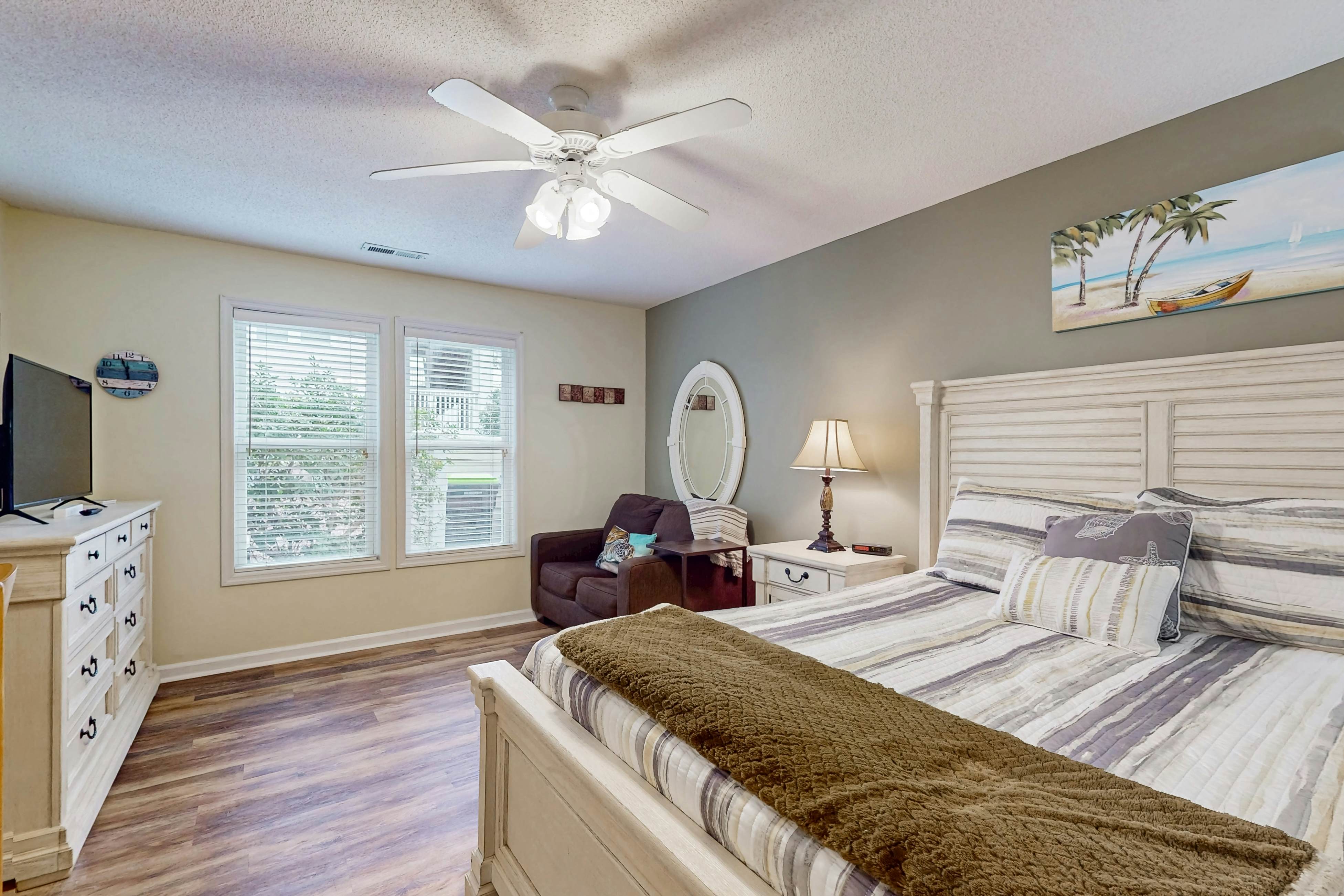 STJ22 Villa On The Green - Full Condo