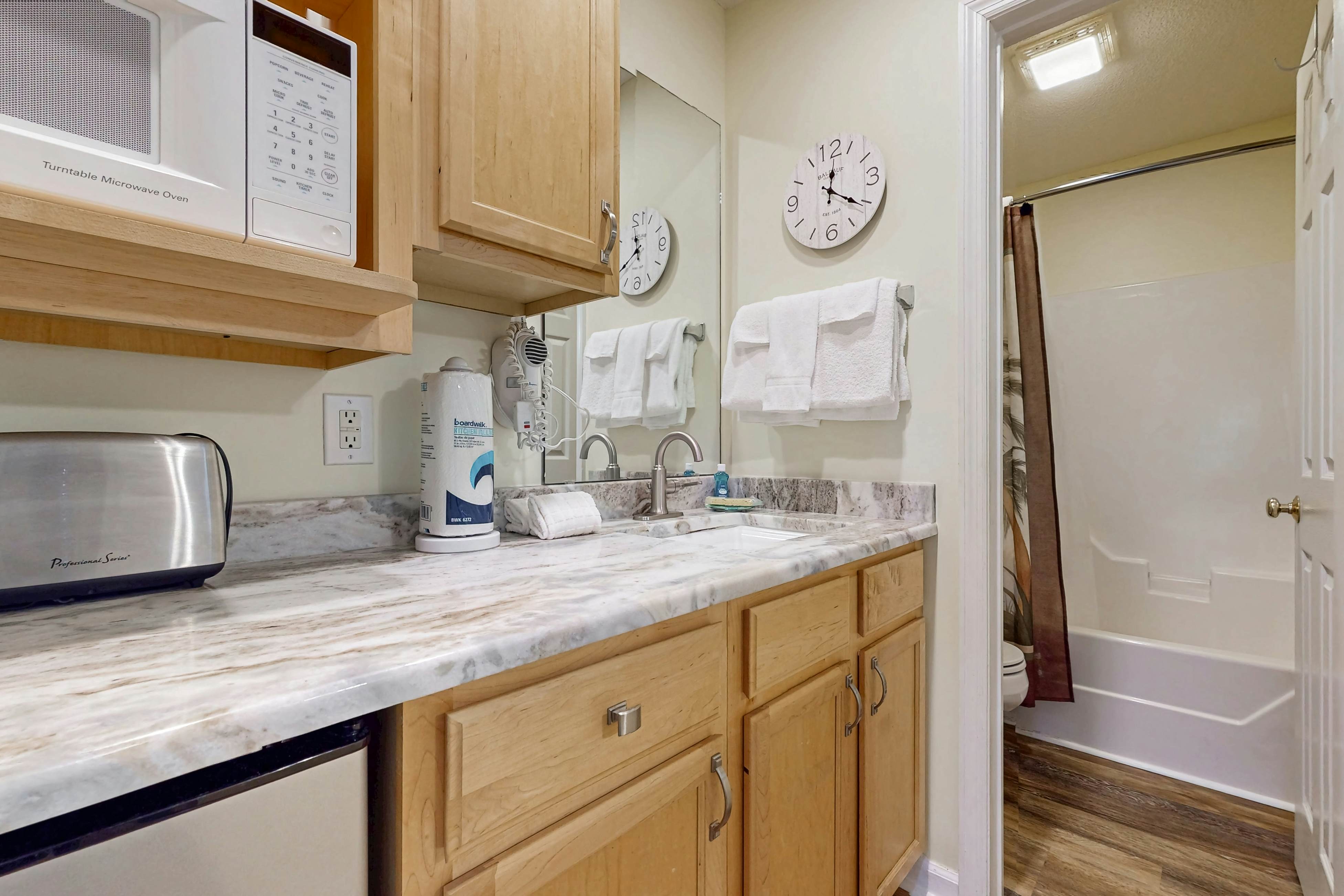 STJ22 Villa On The Green - Full Condo