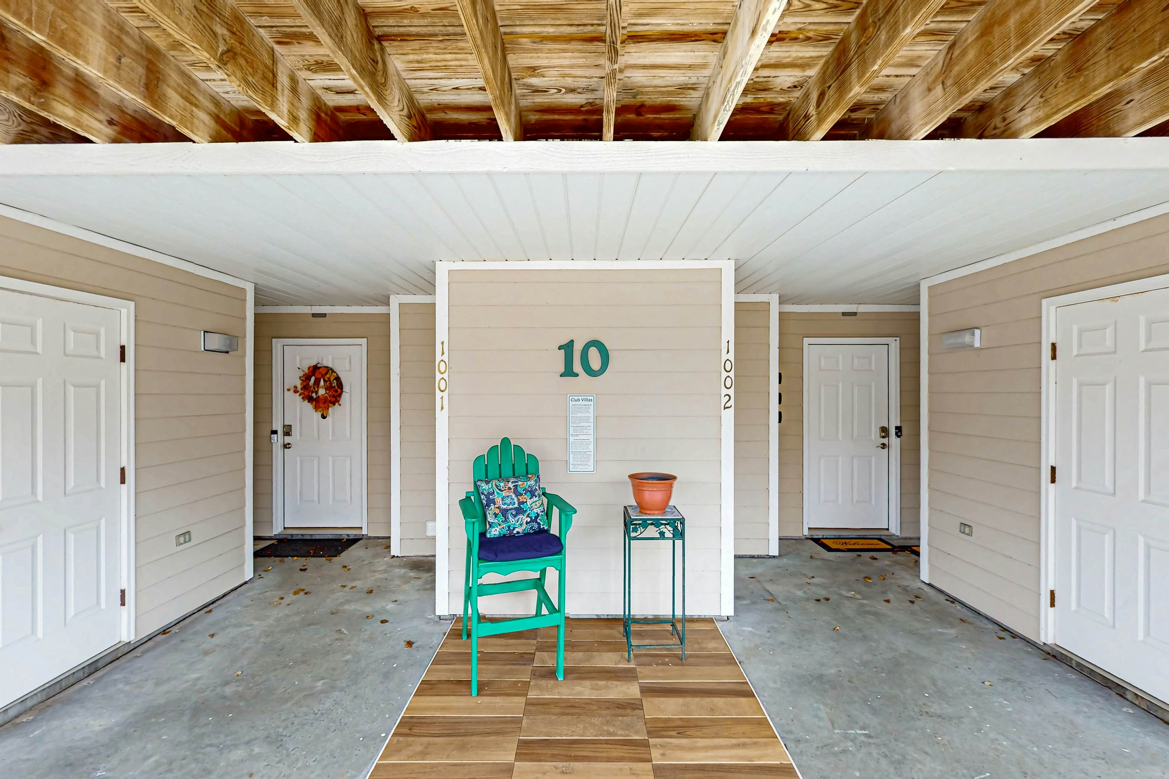 STJ22 Villa On The Green - Full Condo