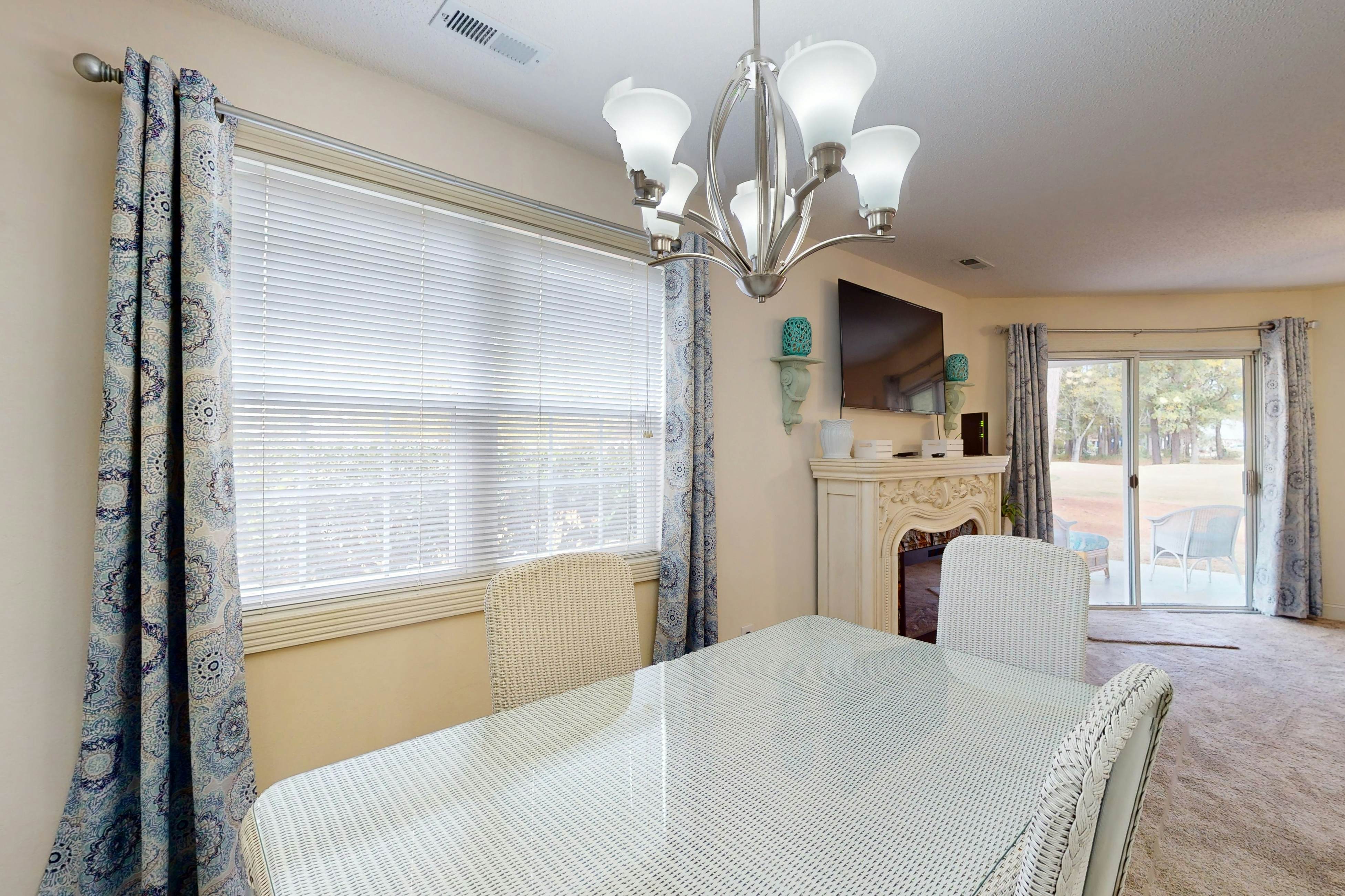 CAL19A Golfer's Oasis - Side A