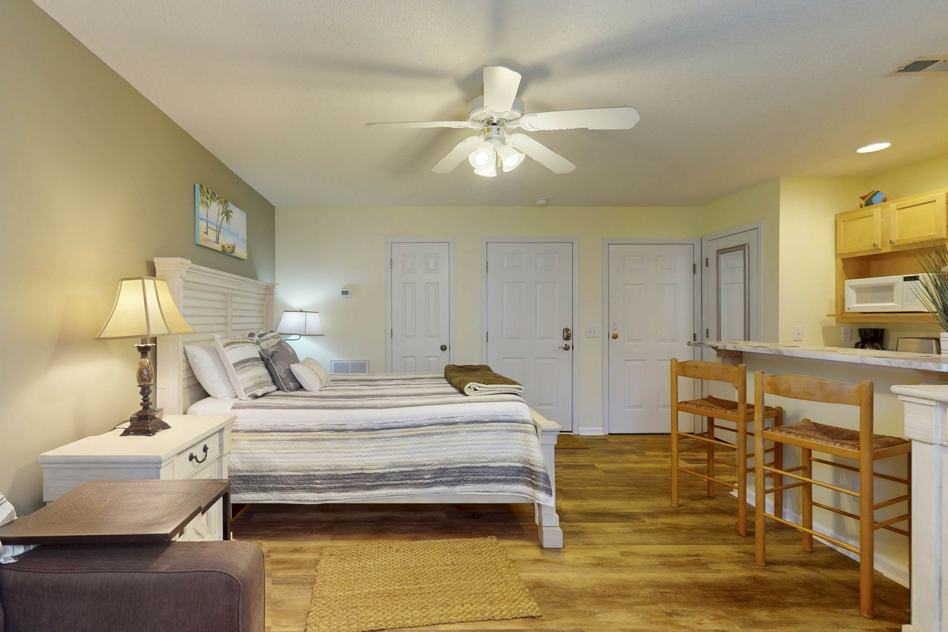 STJ22B  Villa On The Green - Mini Suite