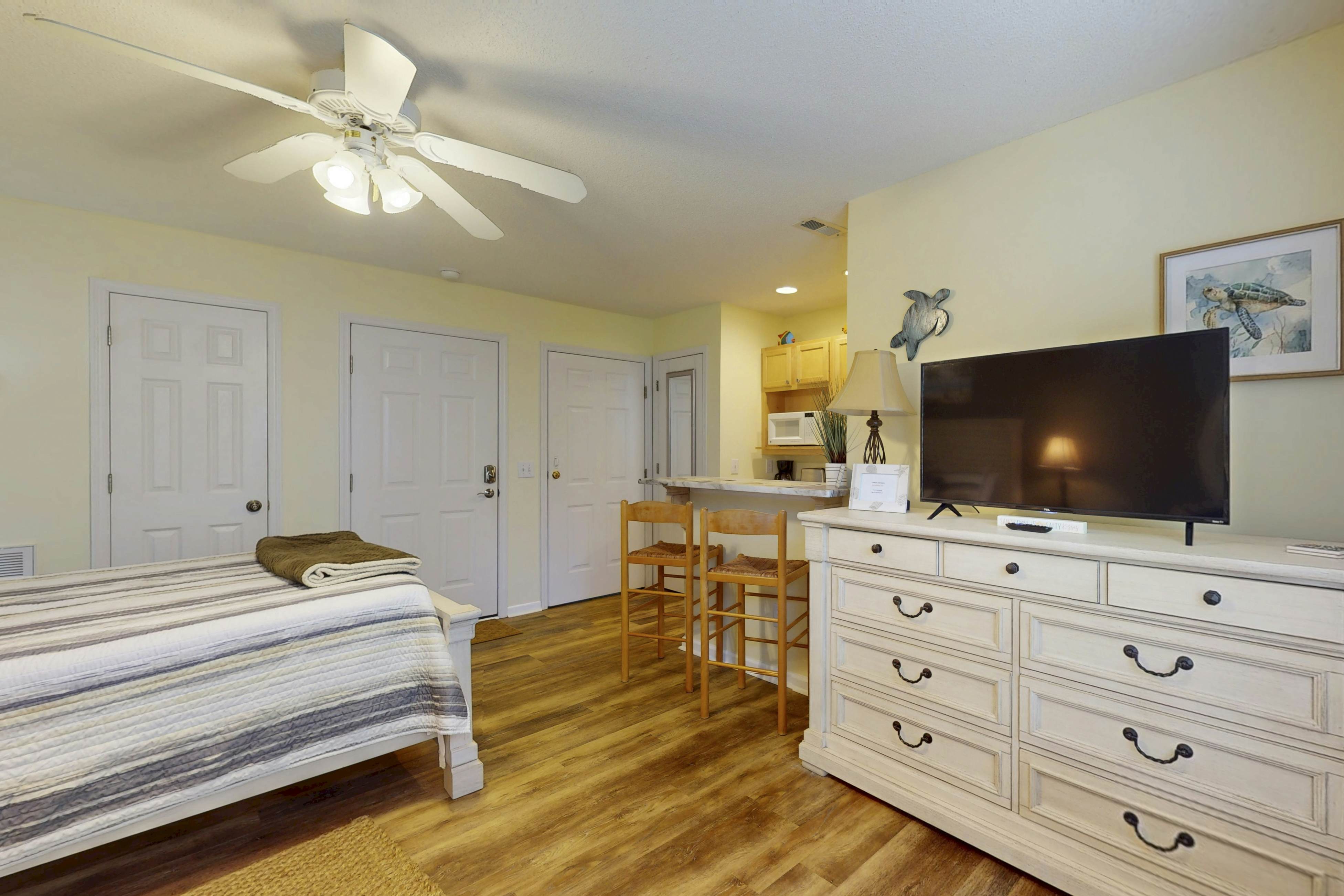 STJ22B  Villa On The Green - Mini Suite