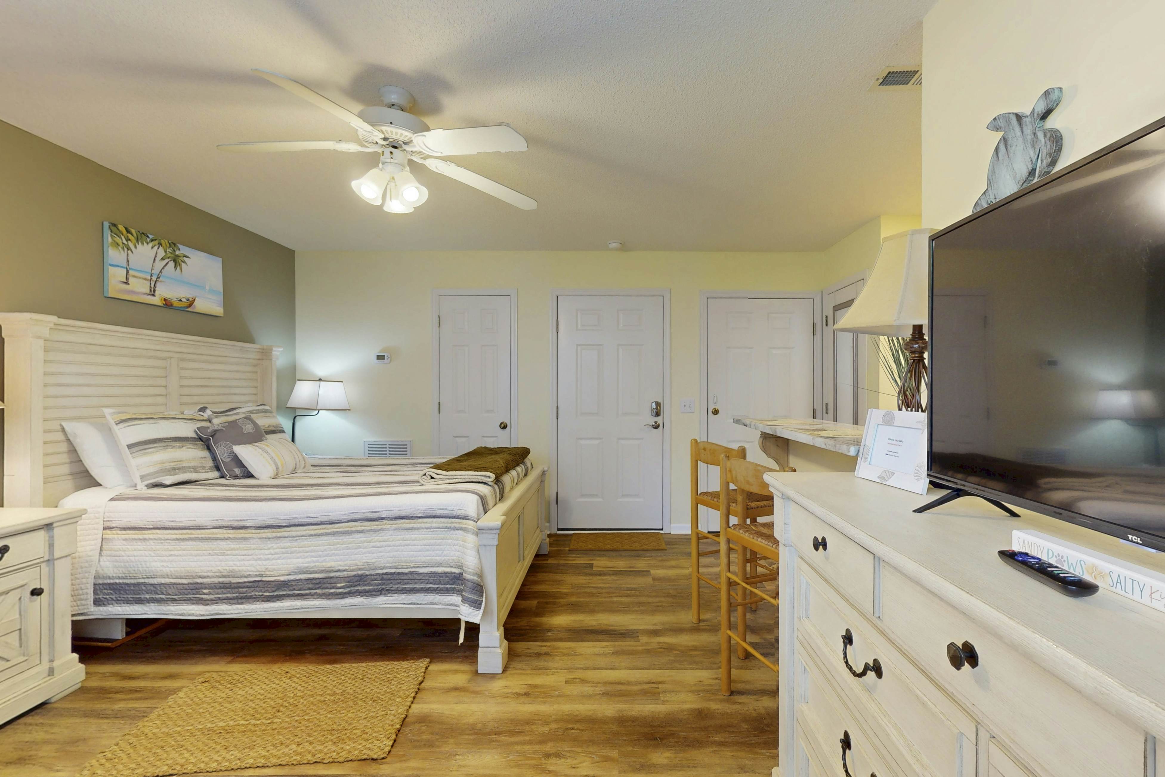 STJ22B  Villa On The Green - Mini Suite