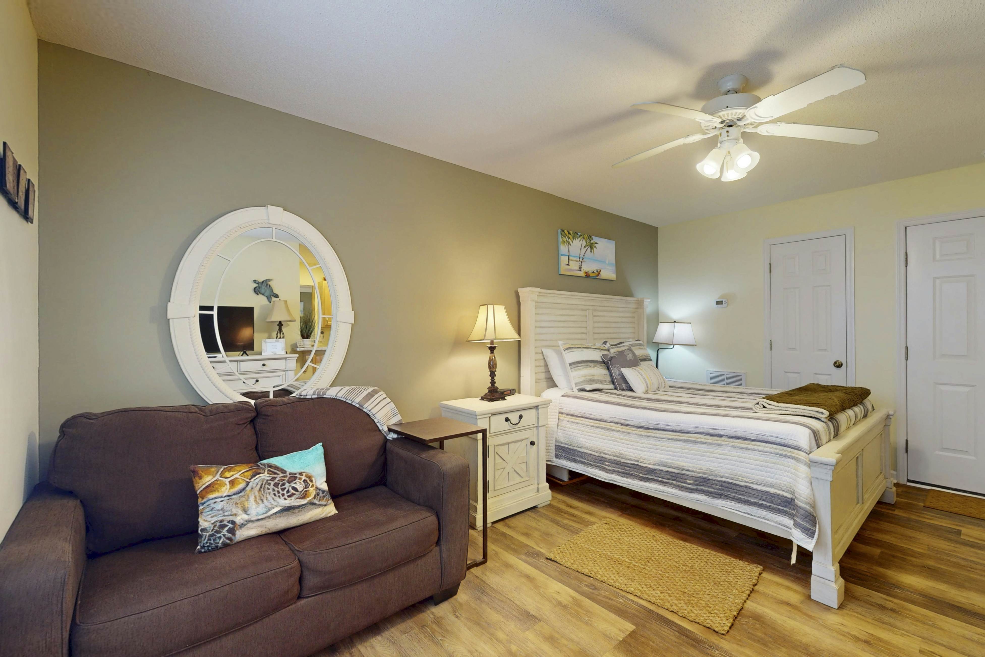 STJ22B  Villa On The Green - Mini Suite