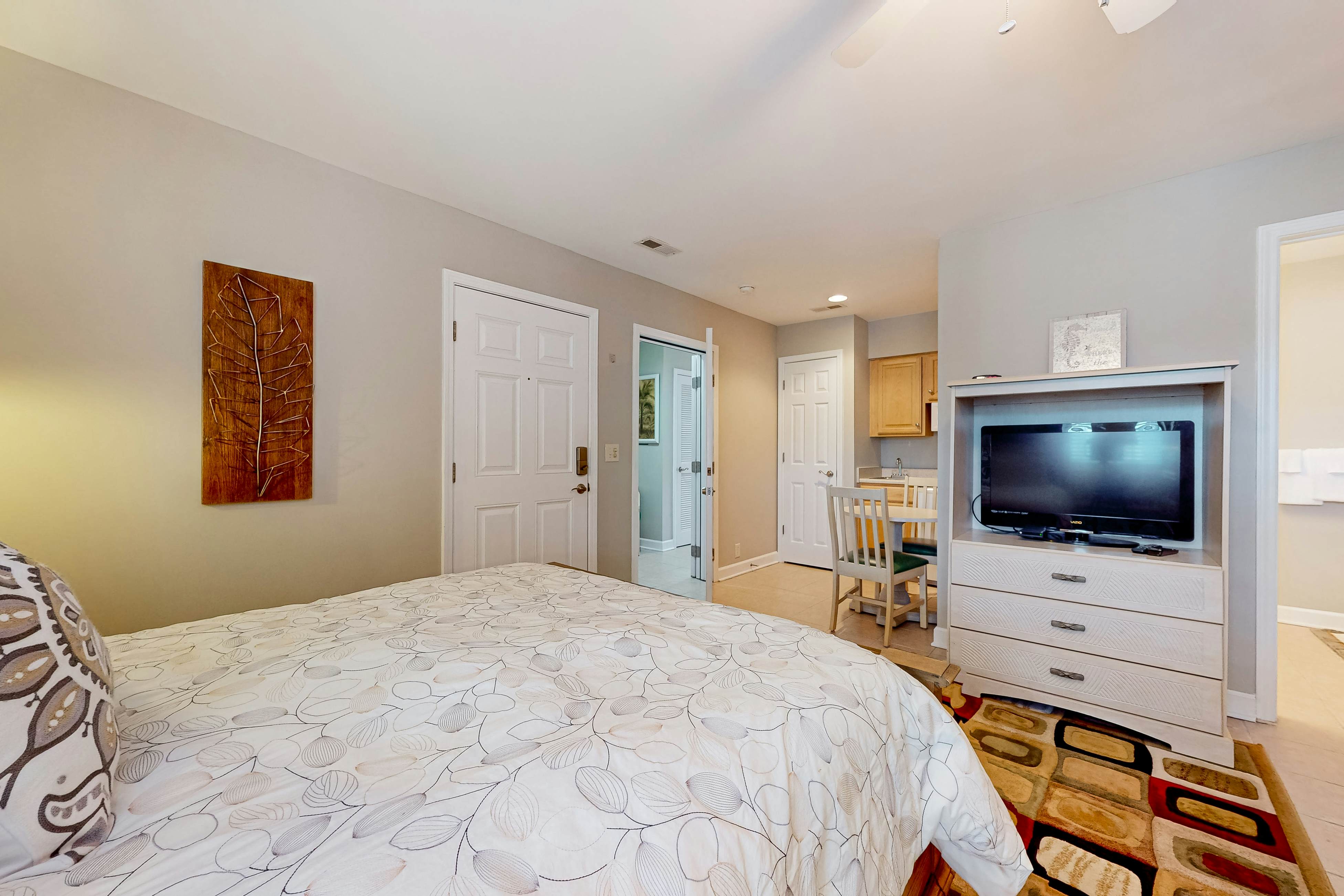 CAL12 Relax at Middleton