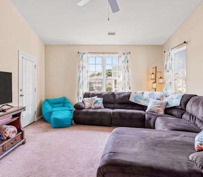 SB16 Coral Reef Retreat