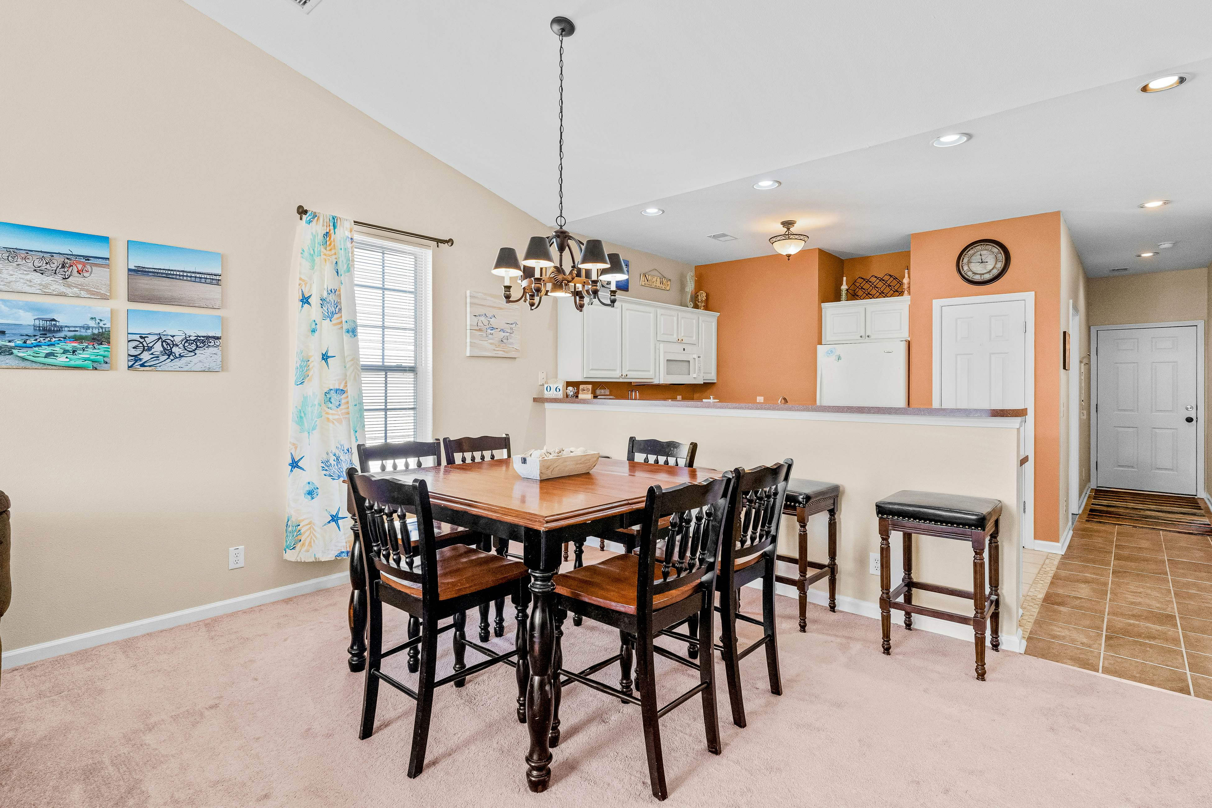 SB16 Coral Reef Retreat