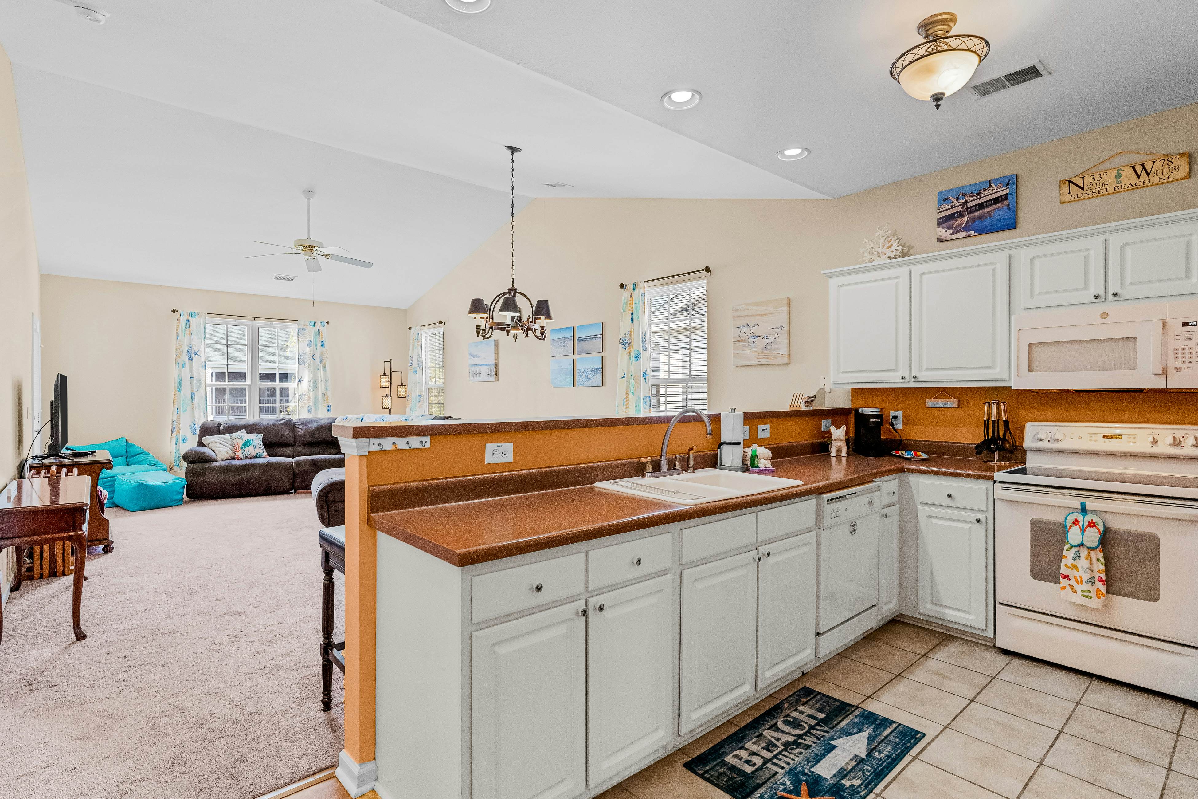 SB16 Coral Reef Retreat