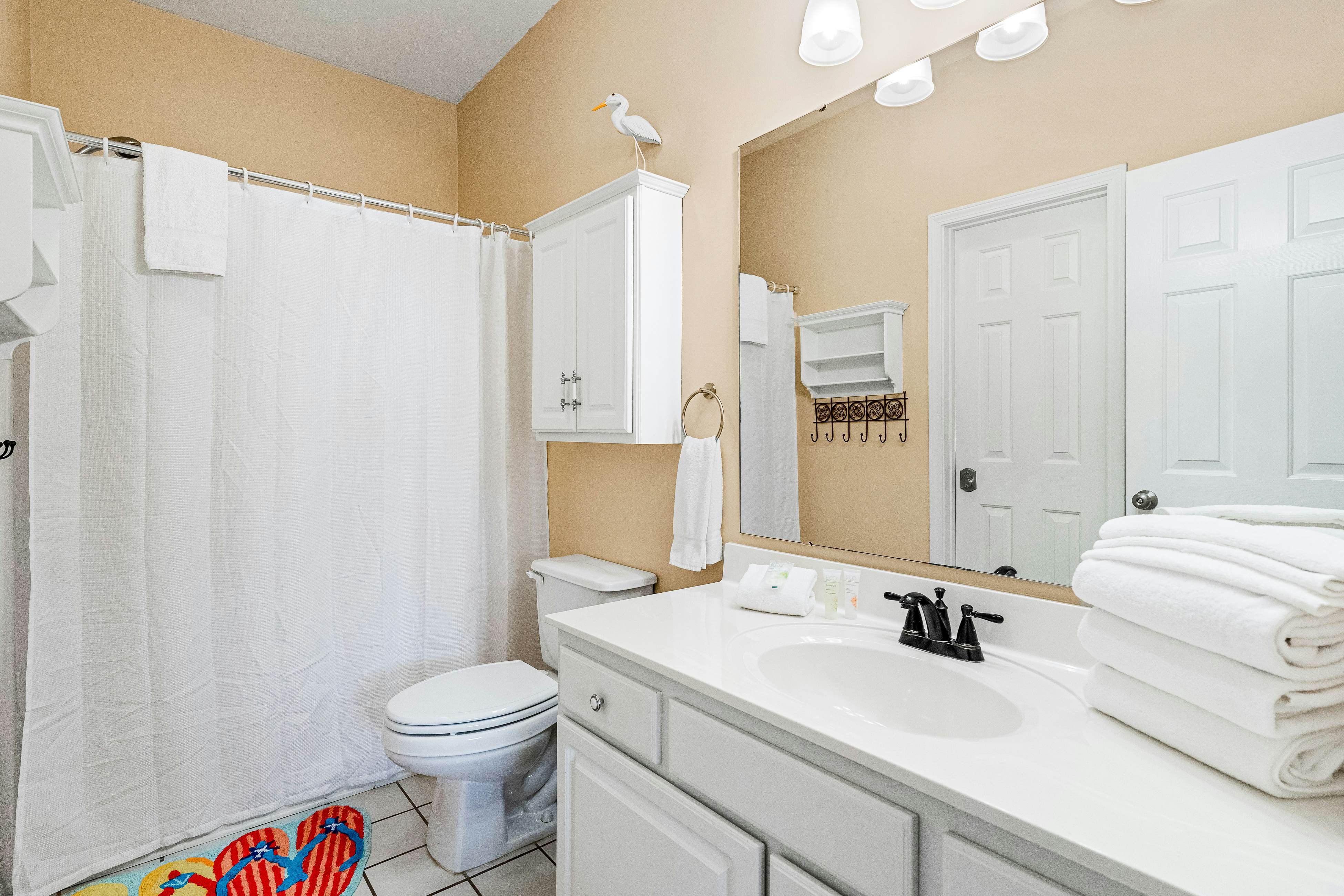 SB16 Coral Reef Retreat