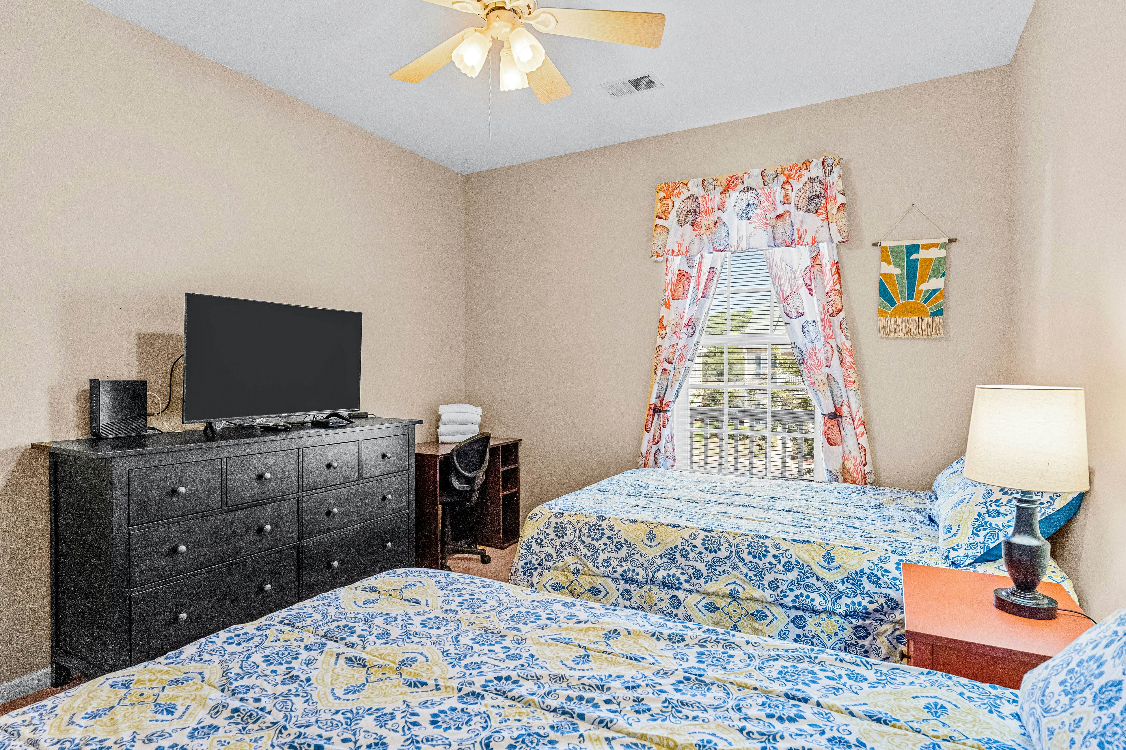 SB16 Coral Reef Retreat