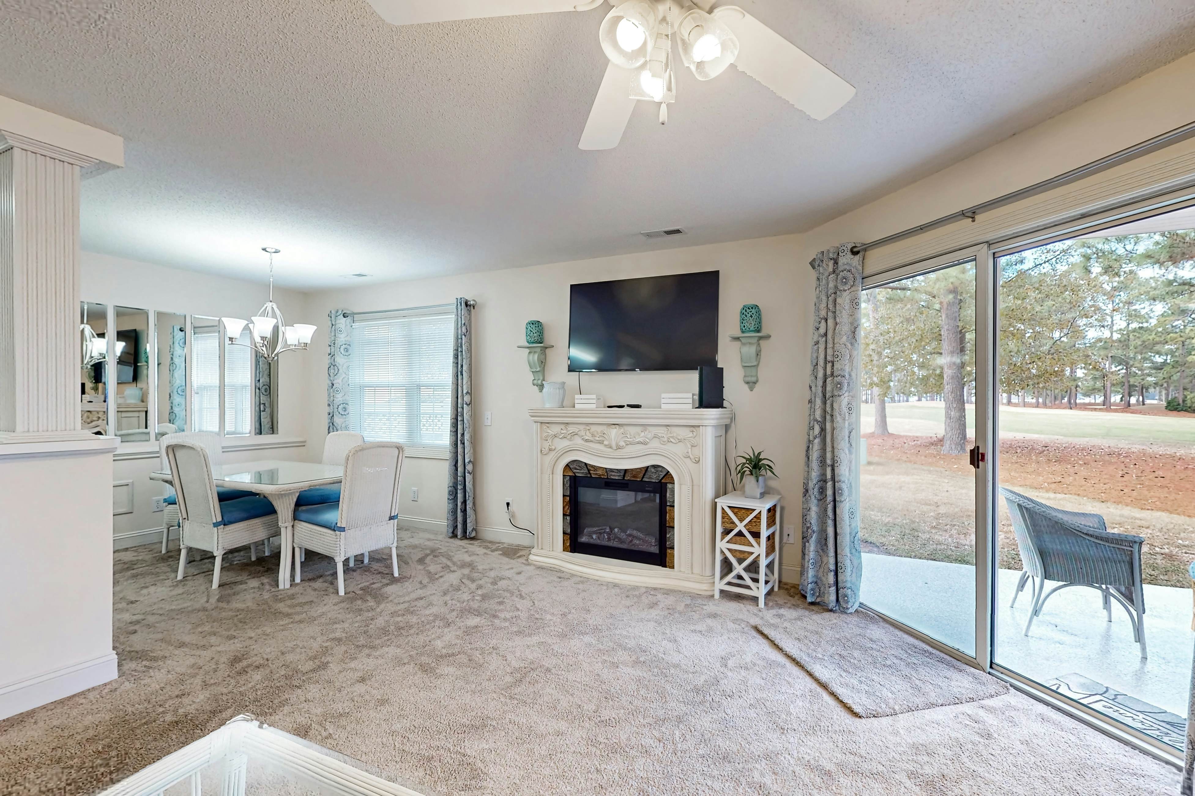 CAL19 Golfer's Oasis - Full Condo