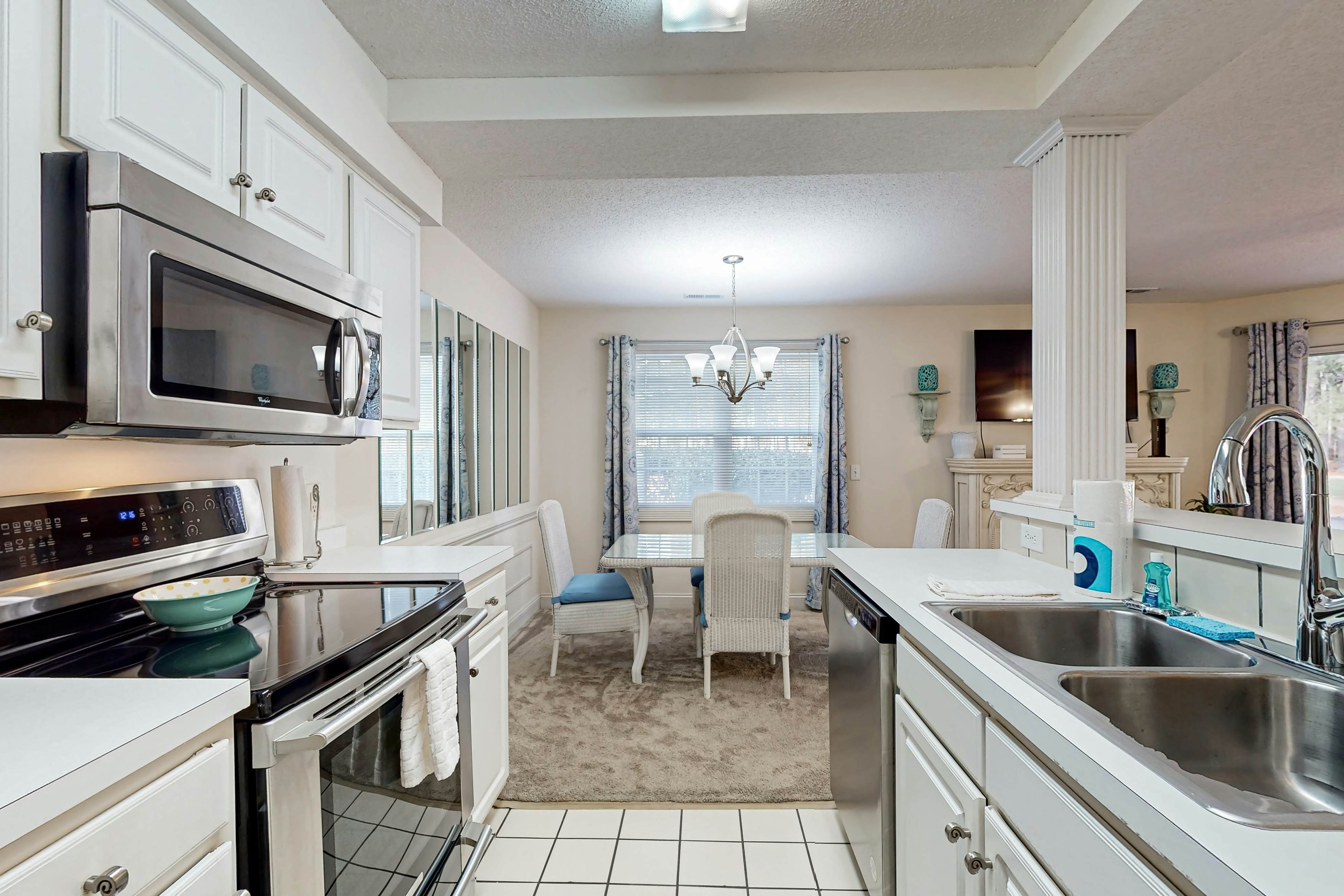 CAL19 Golfer's Oasis - Full Condo