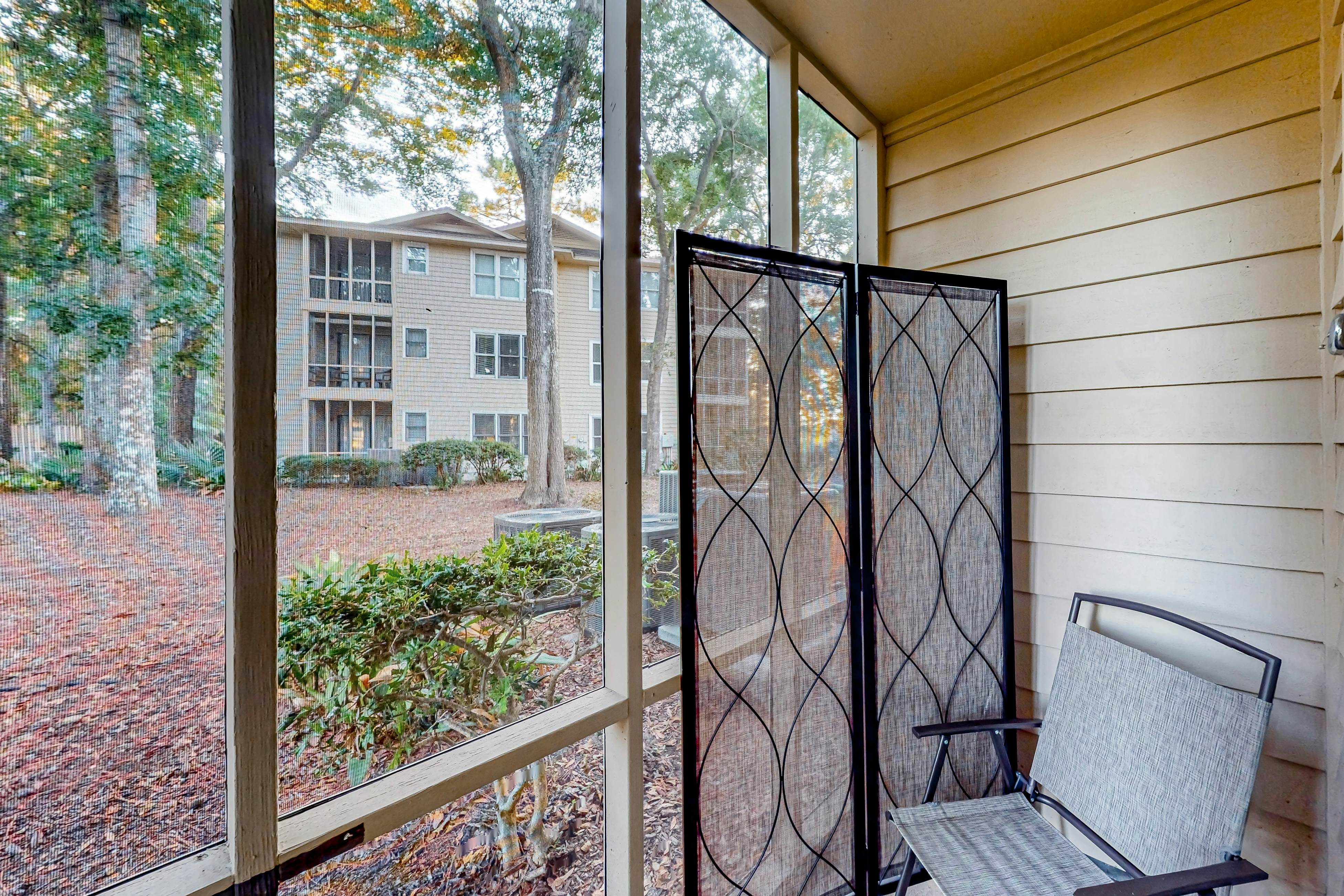 SB45B Ev's Escape, 201B