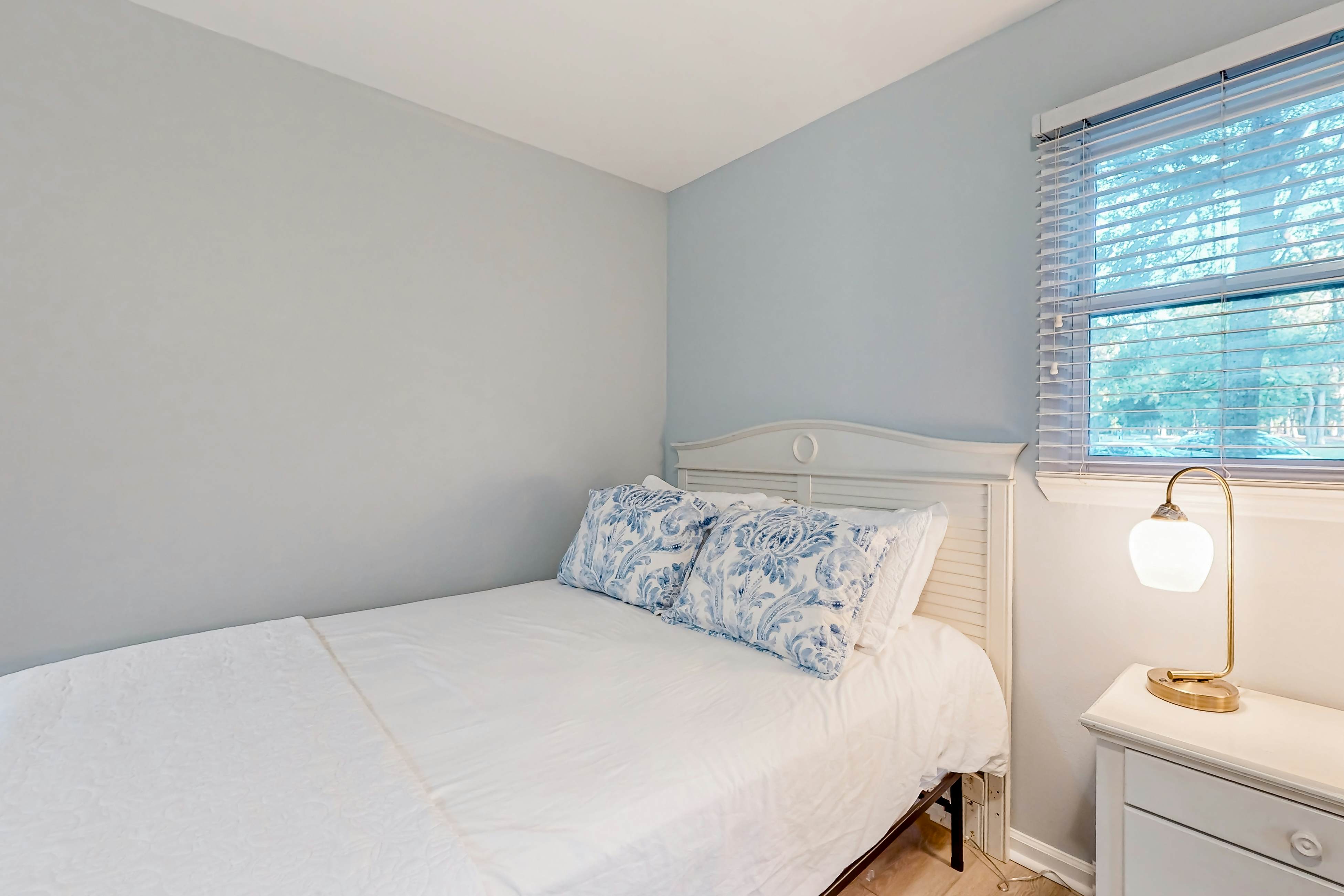 SB45B Ev's Escape, 201B