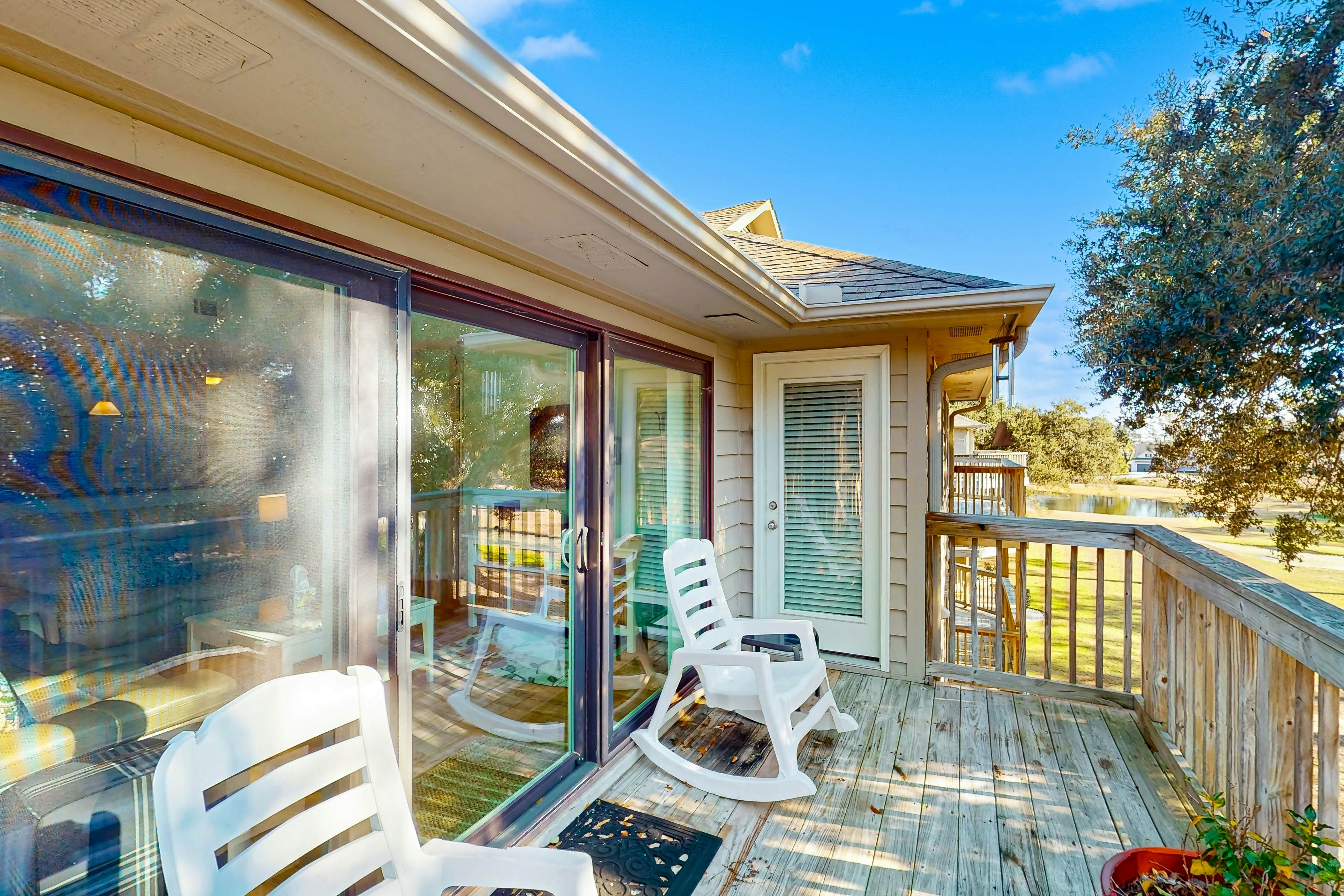 SB51 Colony Place 807-F