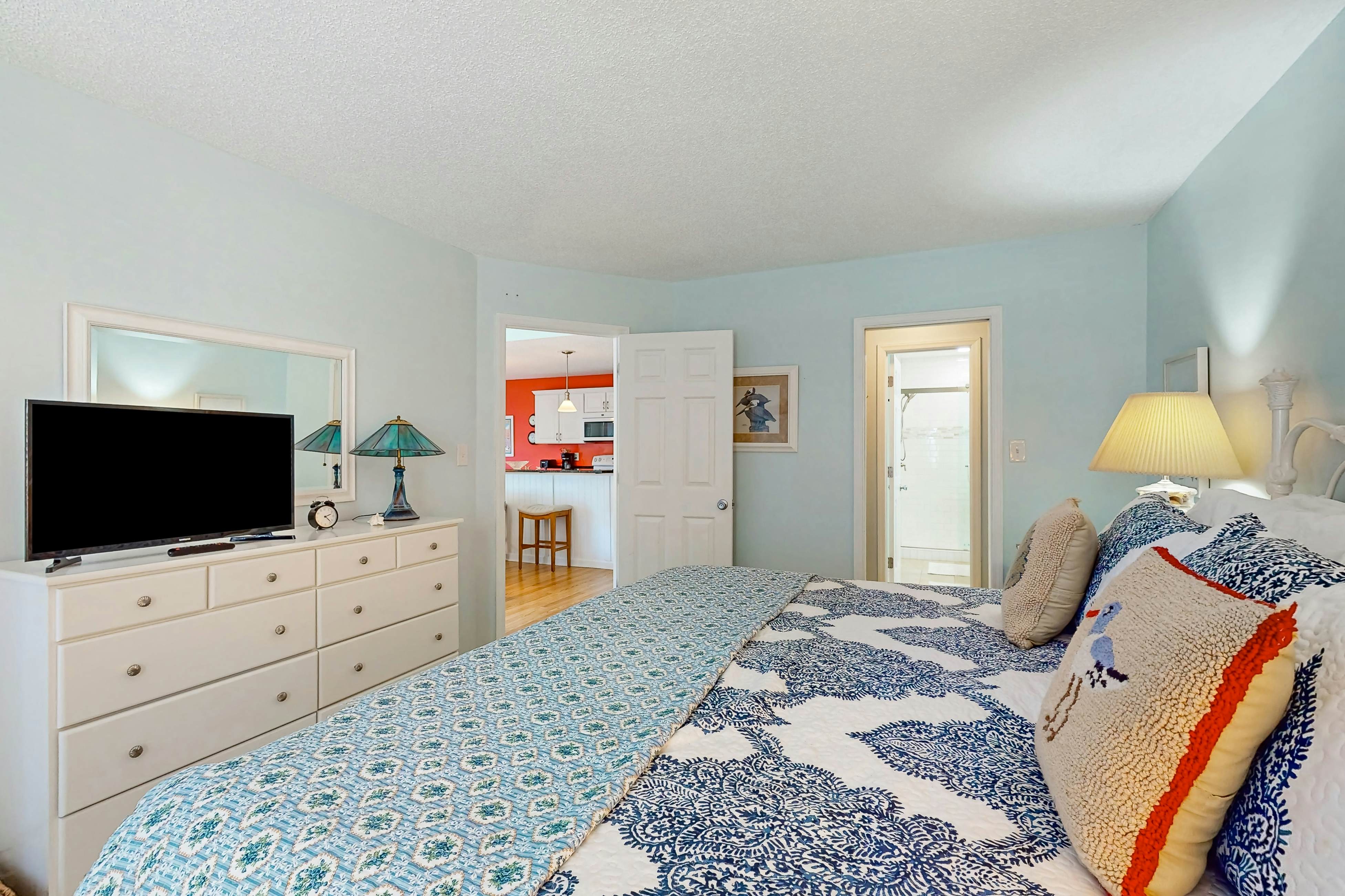 SB51 Colony Place 807-F