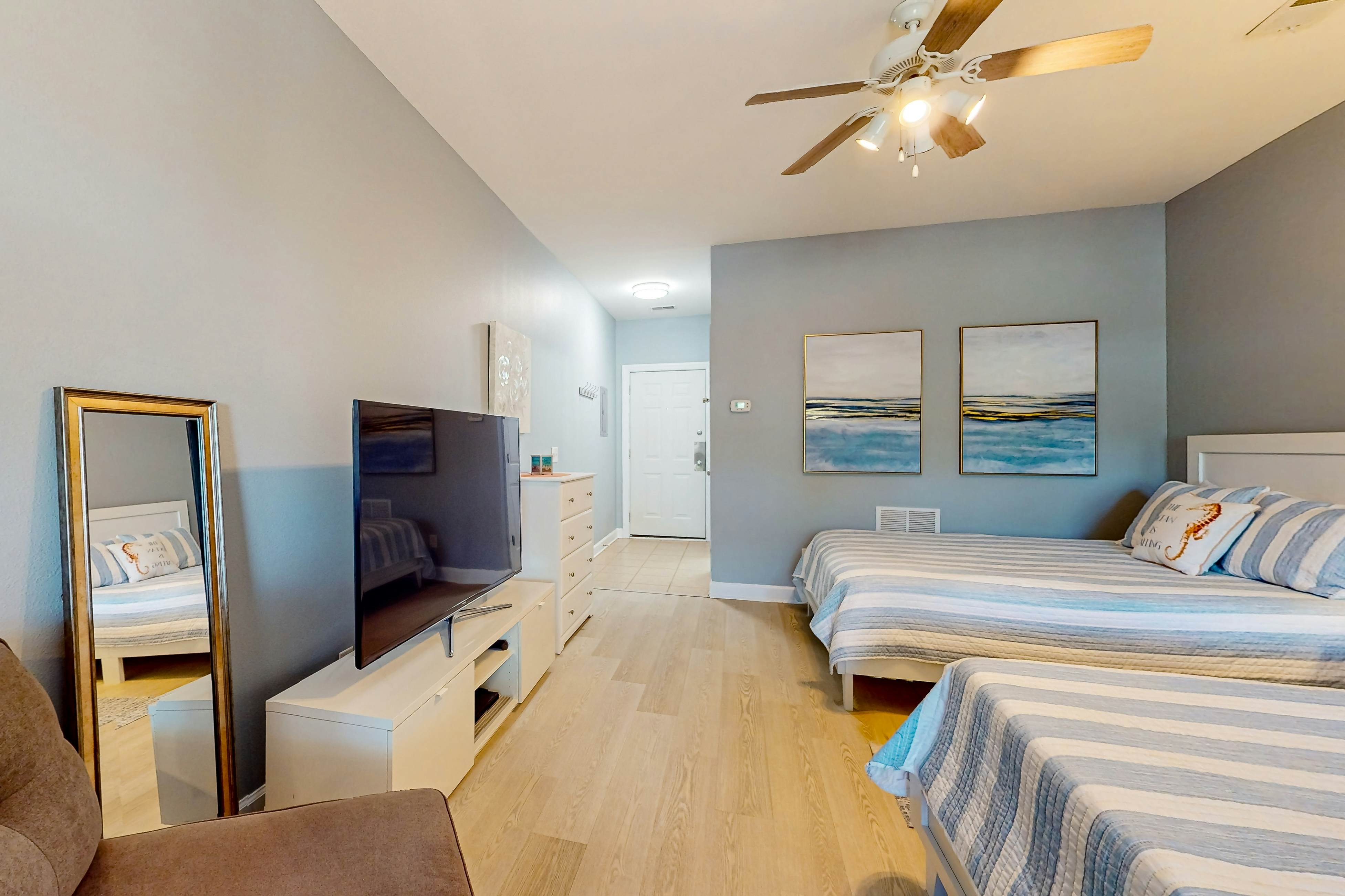 SB72B Sea Trail Golf-Beach Mini Suite
