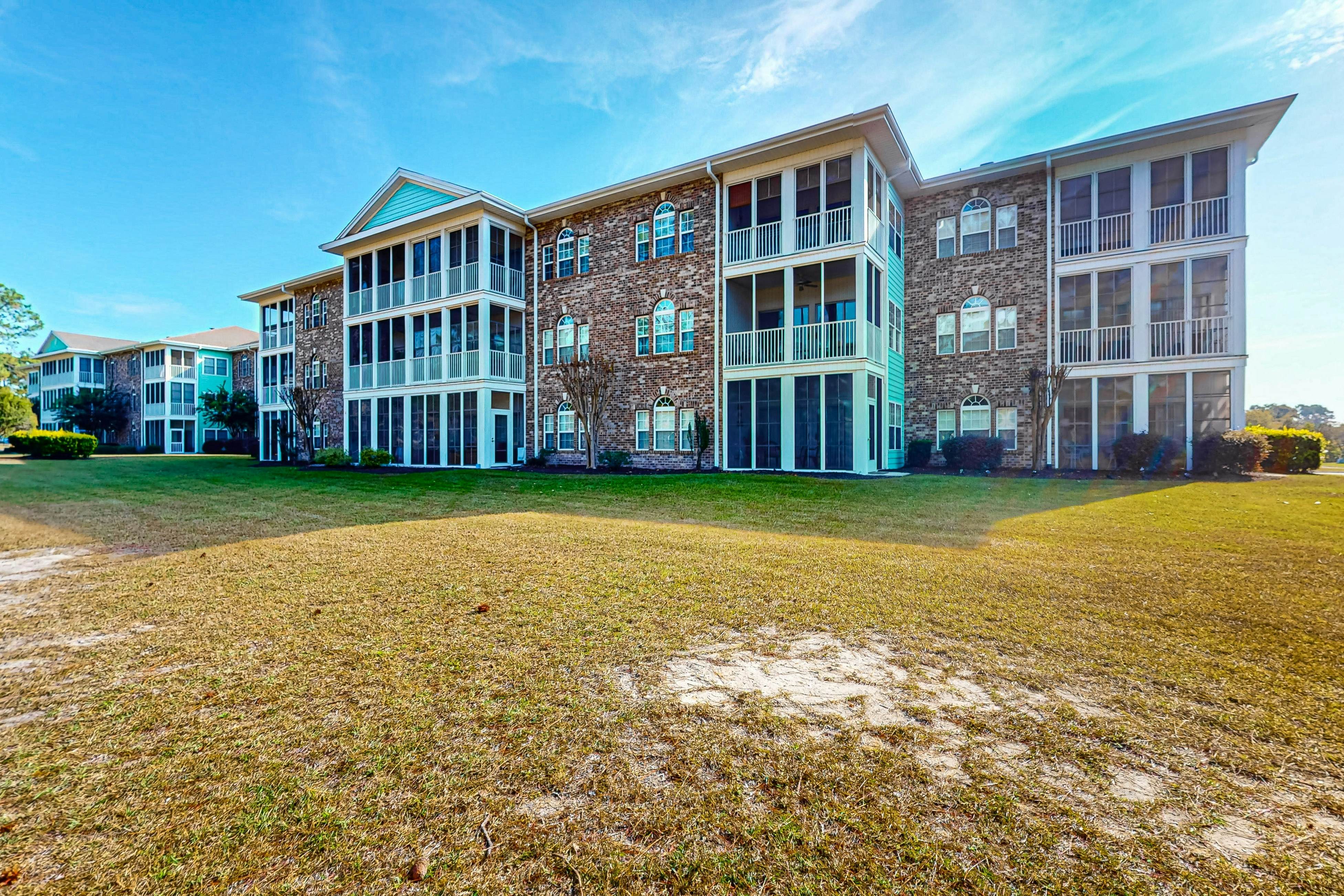 SB72B Sea Trail Golf-Beach Mini Suite