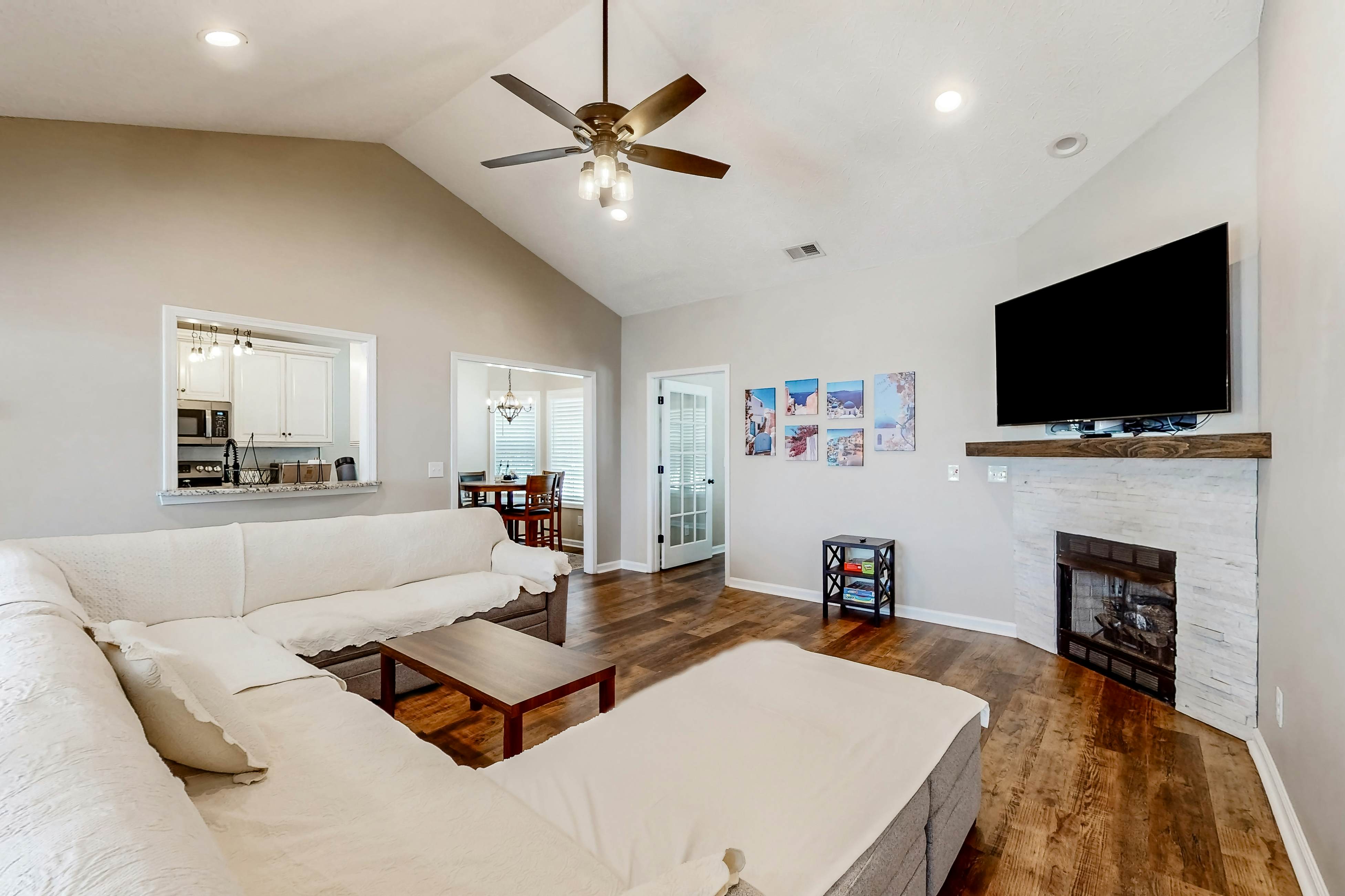 CAL16LR Shells & Shores