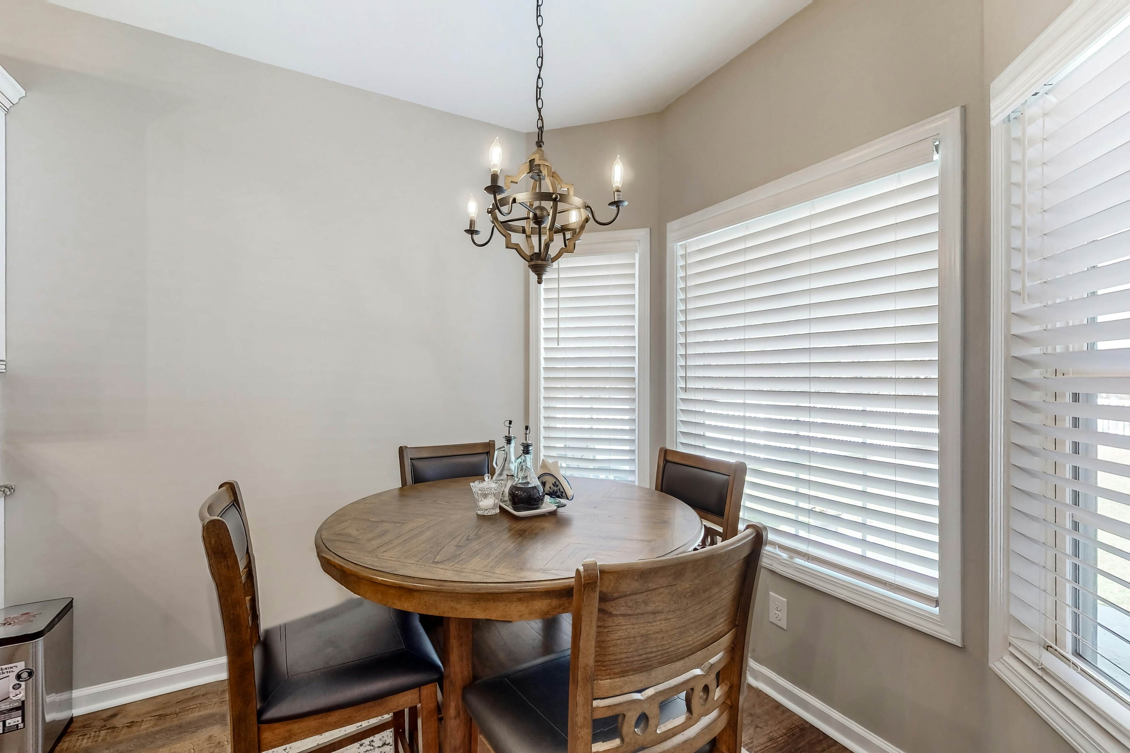 CAL16LR Shells & Shores