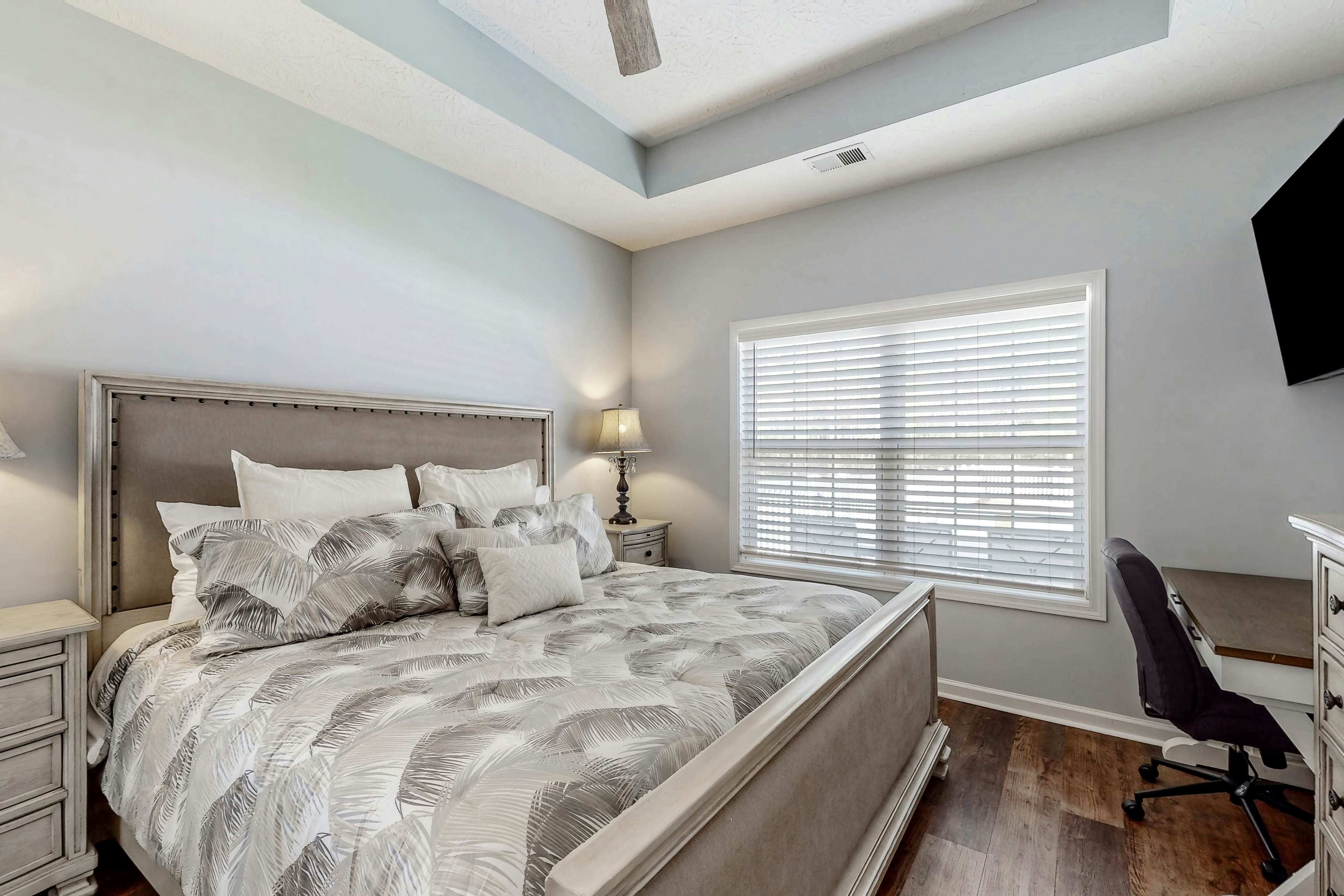 CAL16LR Shells & Shores