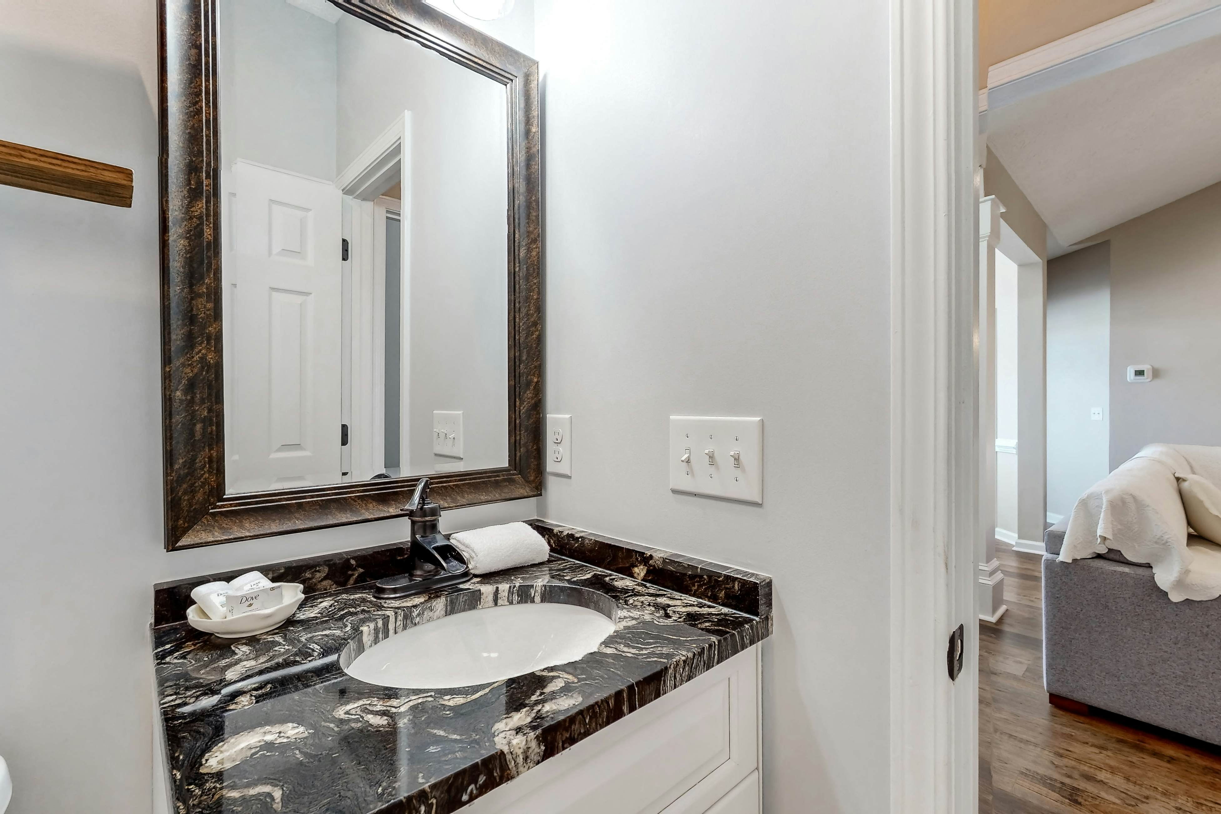 CAL16LR Shells & Shores