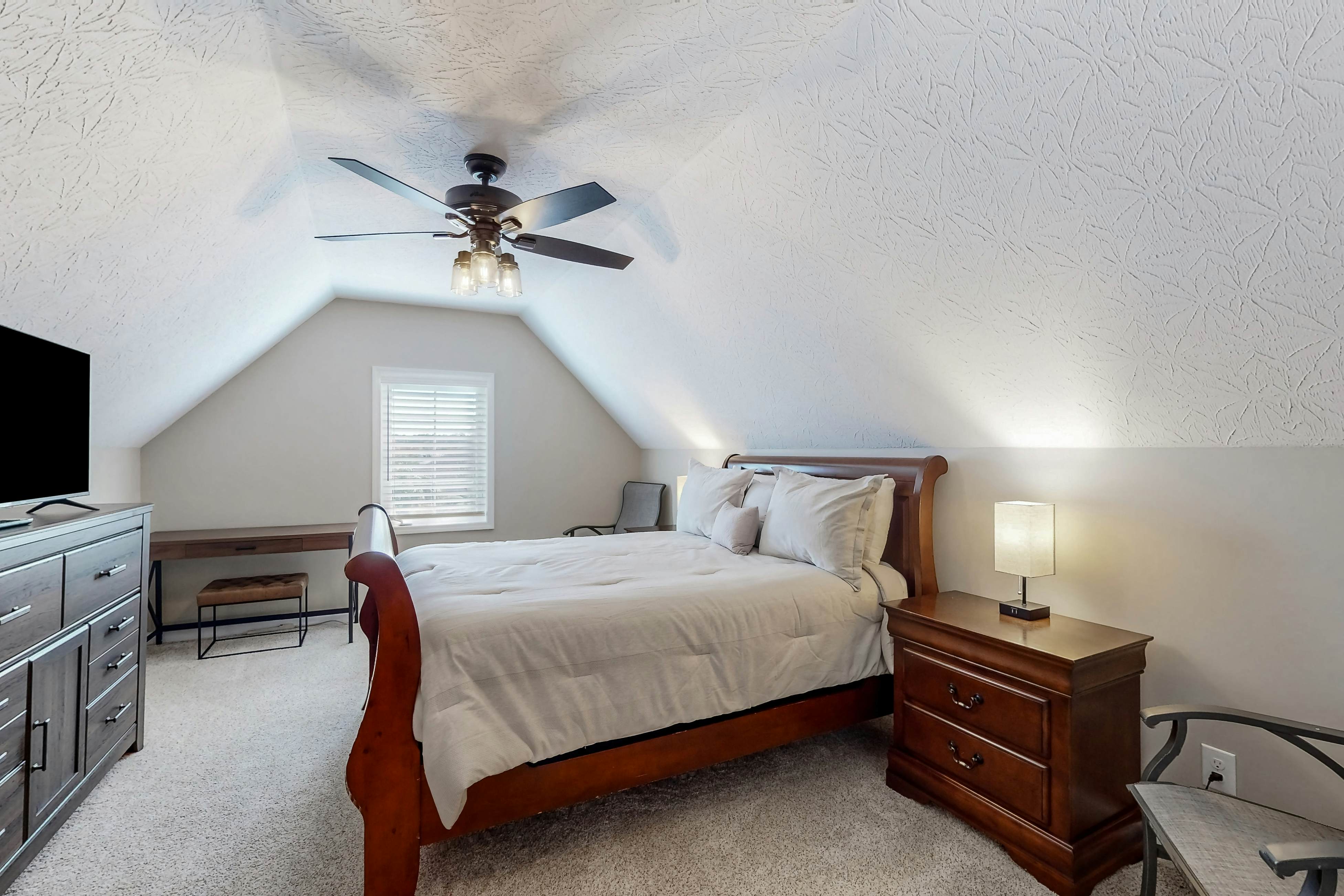 CAL16LR Shells & Shores