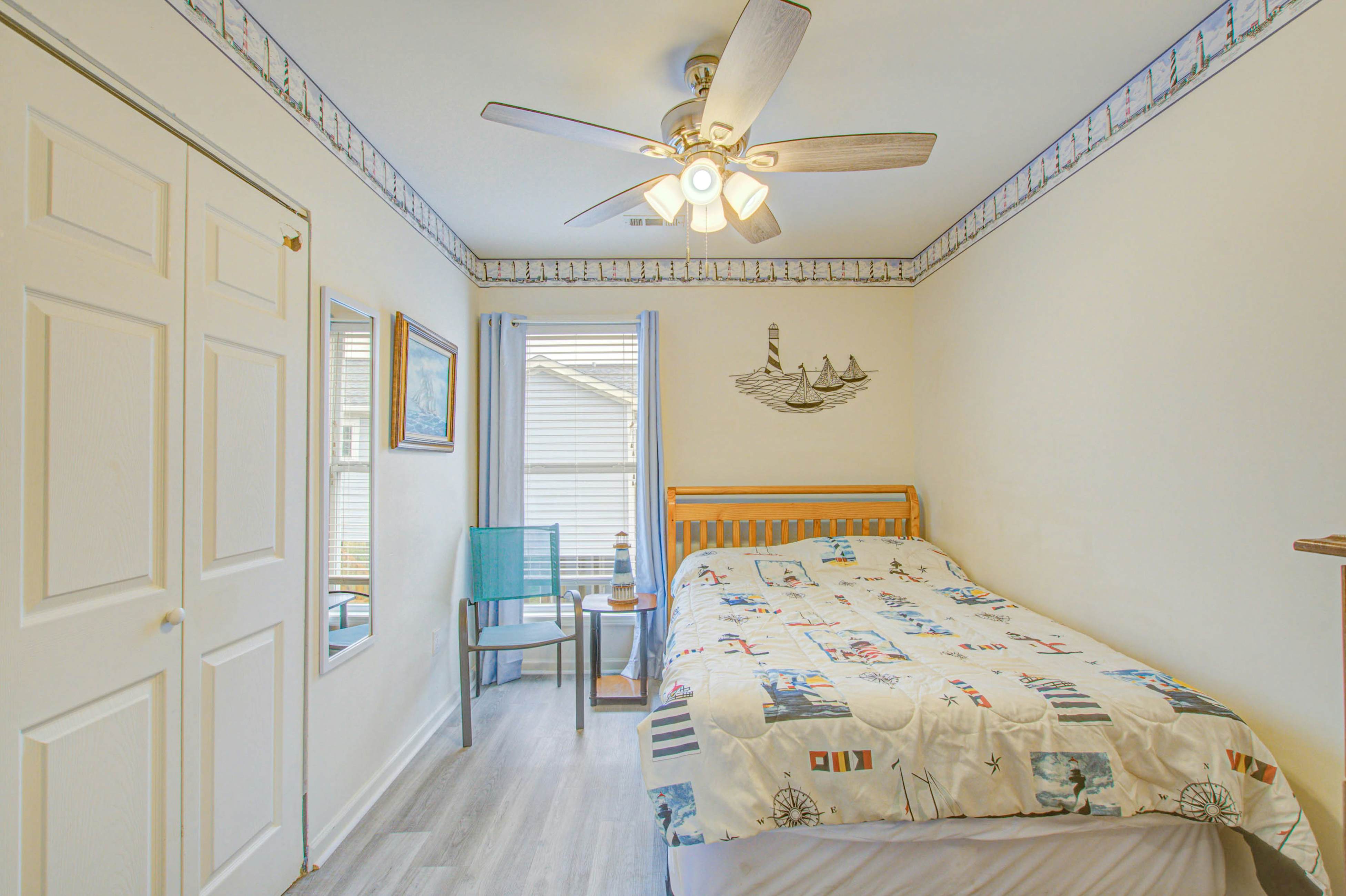 HB01 1 Anchors Away Oceanfront