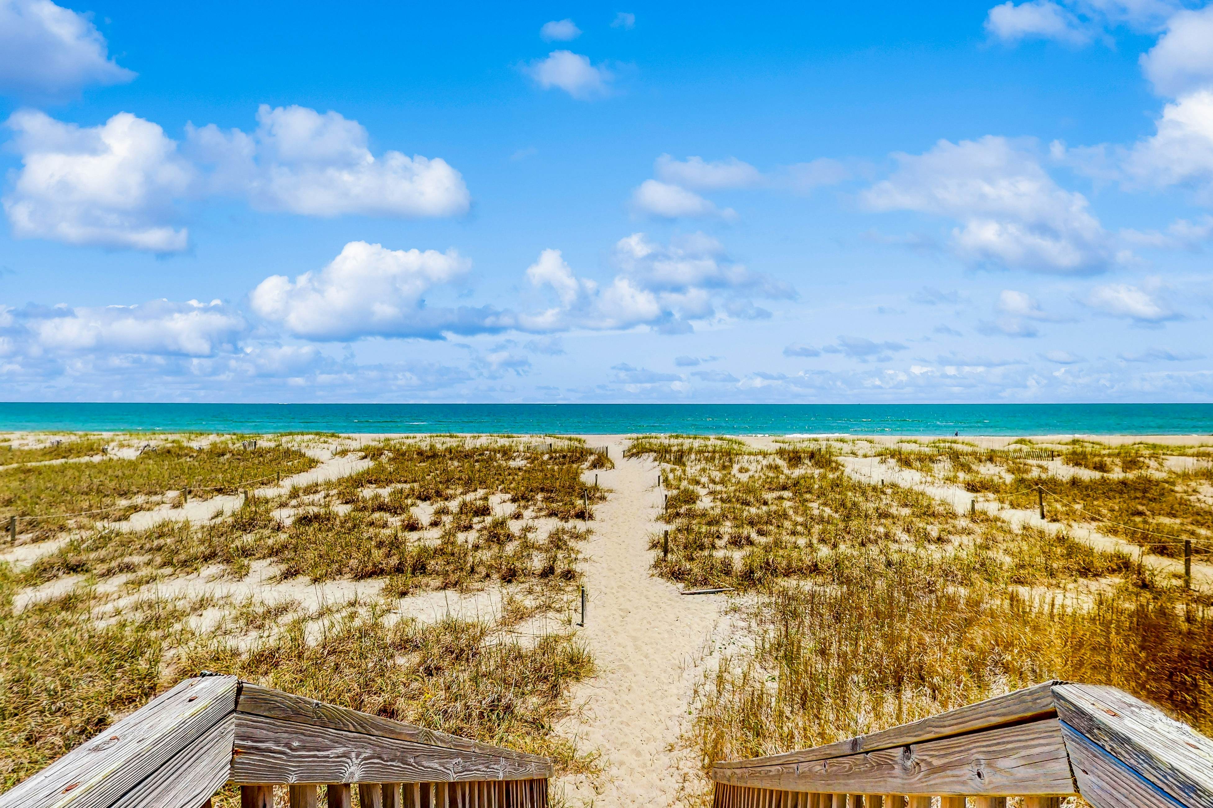 HB05a Silver Linings East